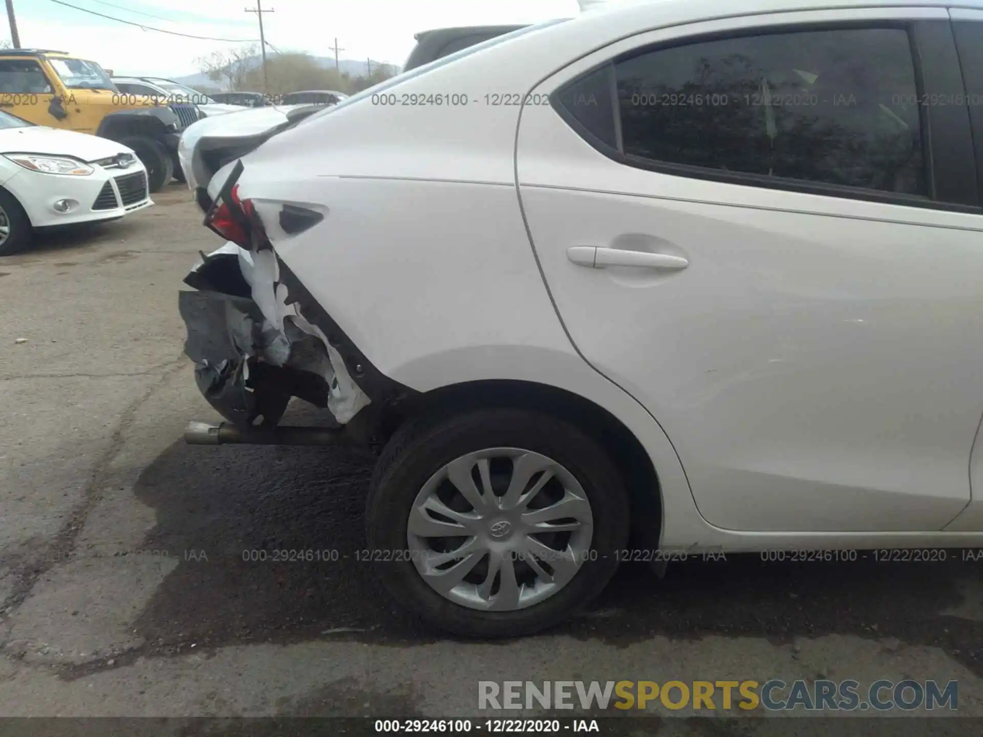 6 Photograph of a damaged car 3MYDLBYV0KY522822 TOYOTA YARIS SEDAN 2019