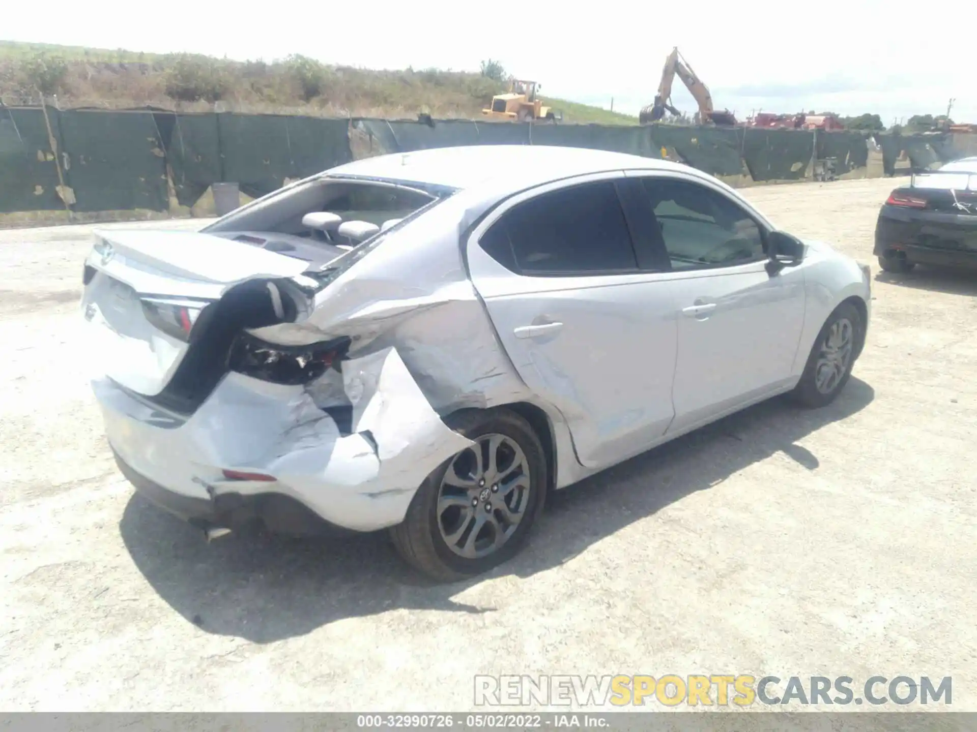 4 Photograph of a damaged car 3MYDLBYV0KY523064 TOYOTA YARIS SEDAN 2019