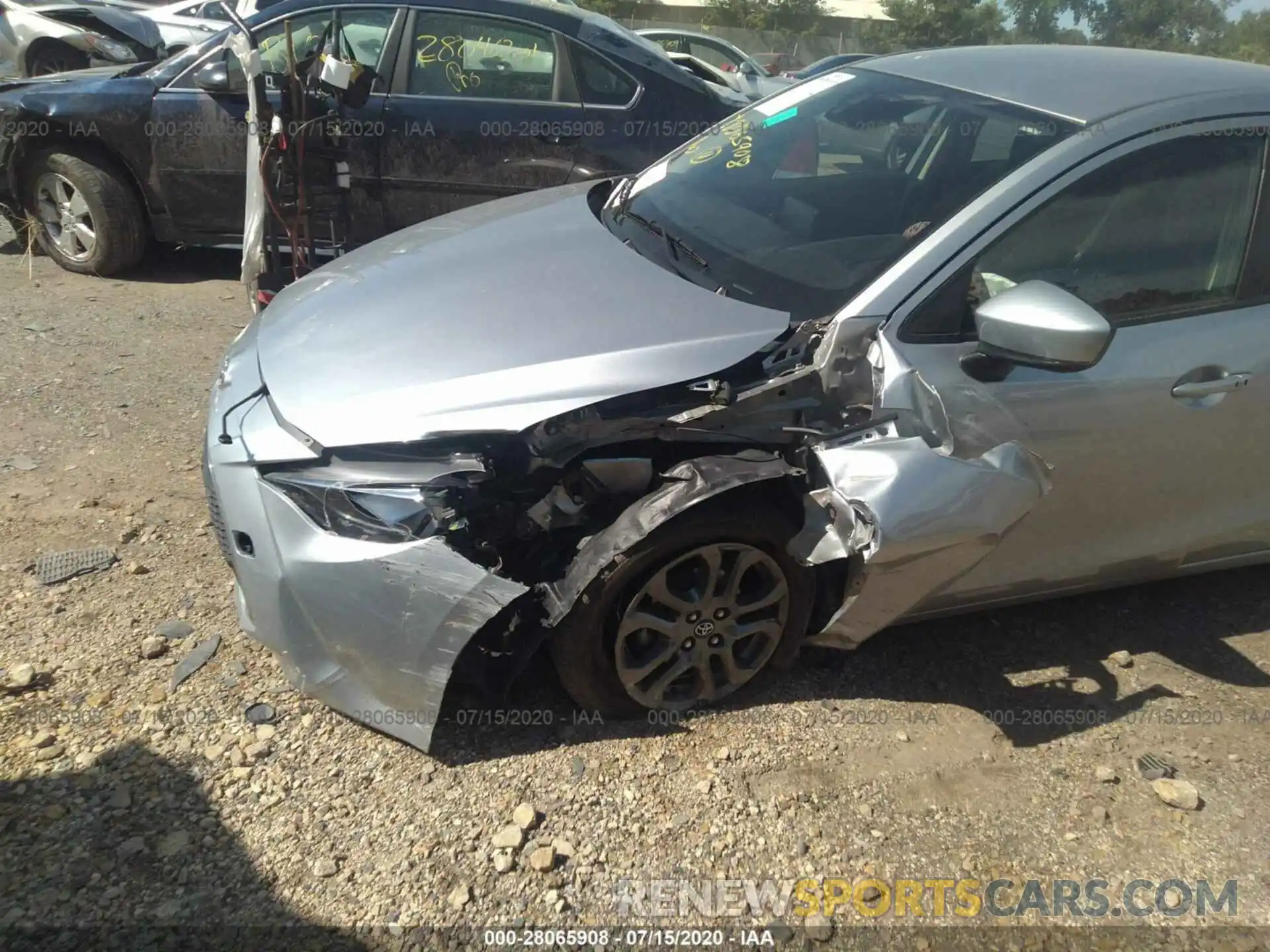 6 Фотография поврежденного автомобиля 3MYDLBYV0KY525008 TOYOTA YARIS SEDAN 2019