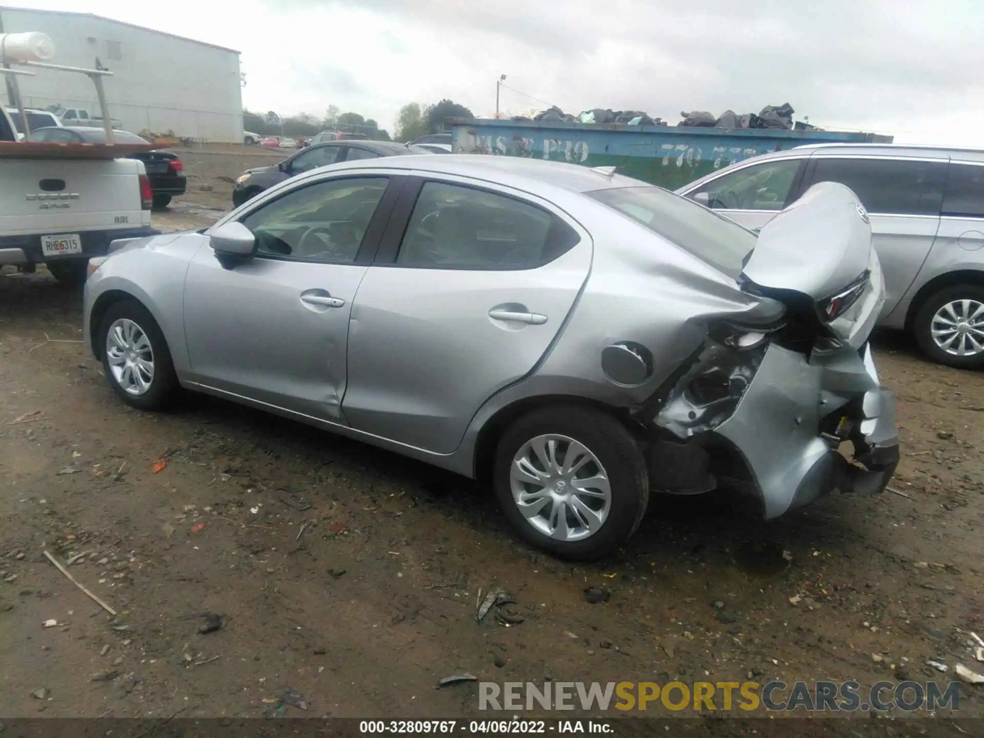 3 Photograph of a damaged car 3MYDLBYV0KY526143 TOYOTA YARIS SEDAN 2019