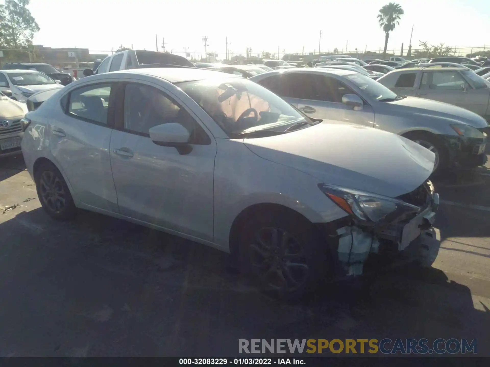 1 Photograph of a damaged car 3MYDLBYV1KY508606 TOYOTA YARIS SEDAN 2019