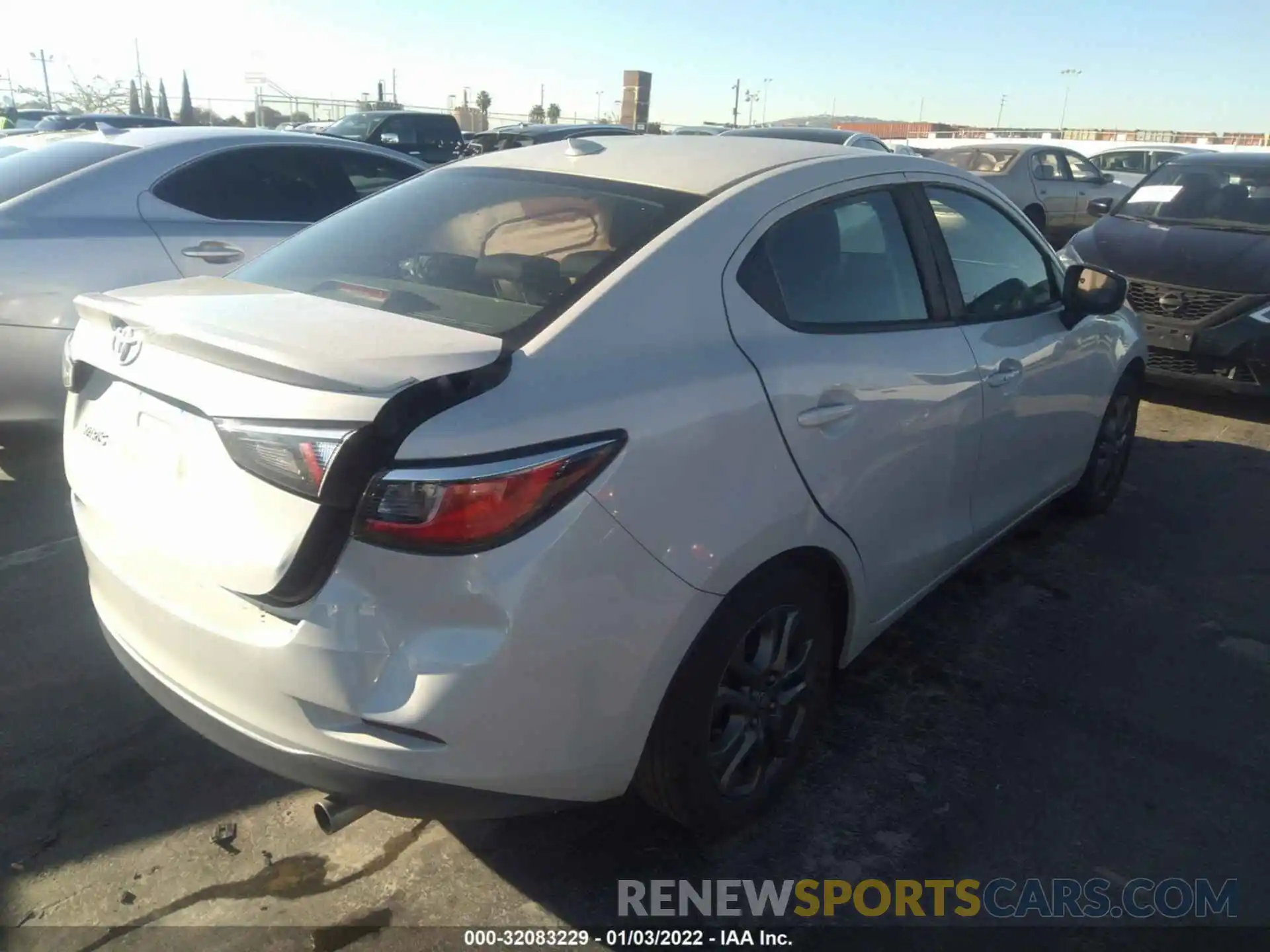 4 Photograph of a damaged car 3MYDLBYV1KY508606 TOYOTA YARIS SEDAN 2019