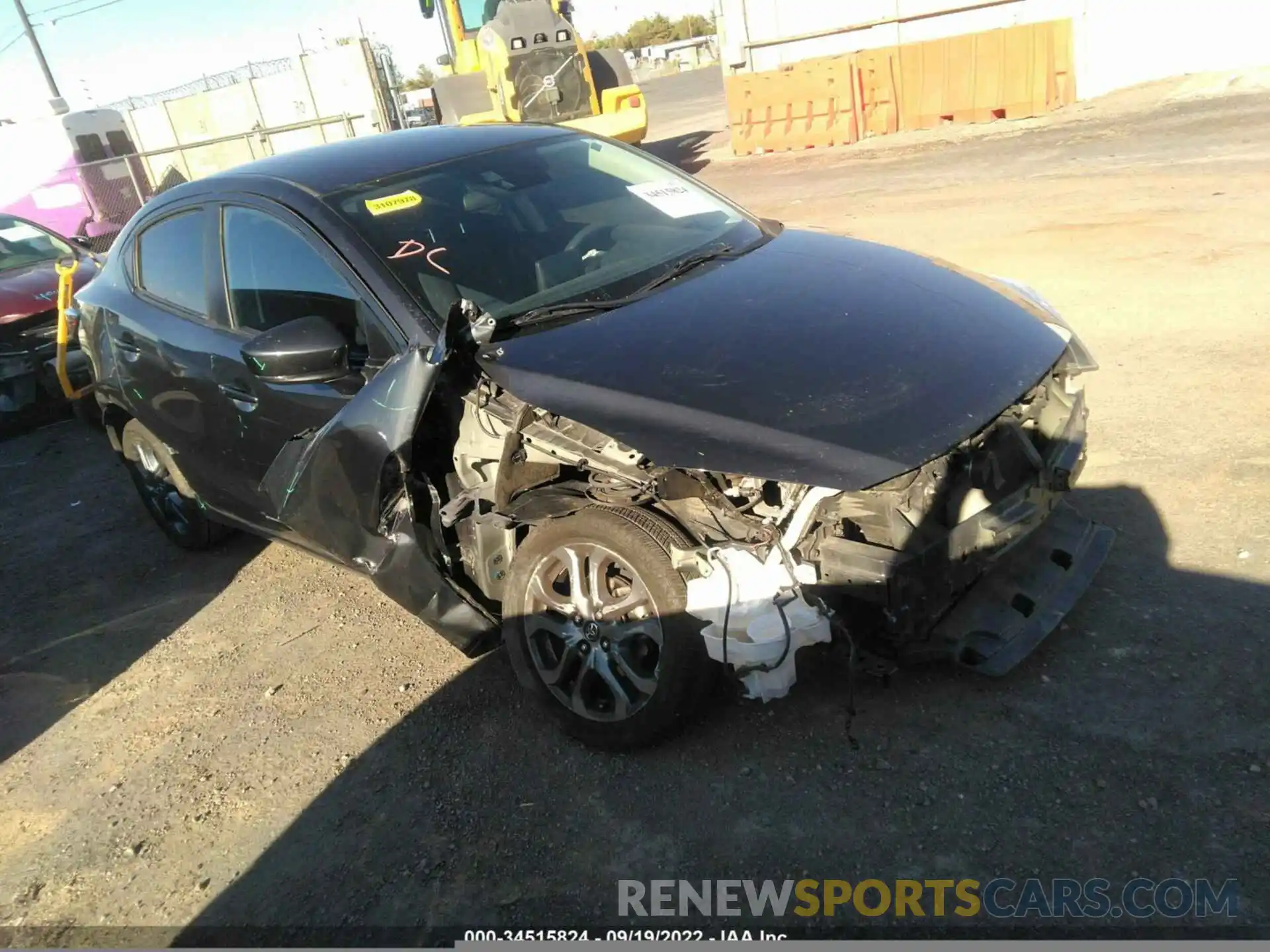 1 Photograph of a damaged car 3MYDLBYV1KY512459 TOYOTA YARIS SEDAN 2019