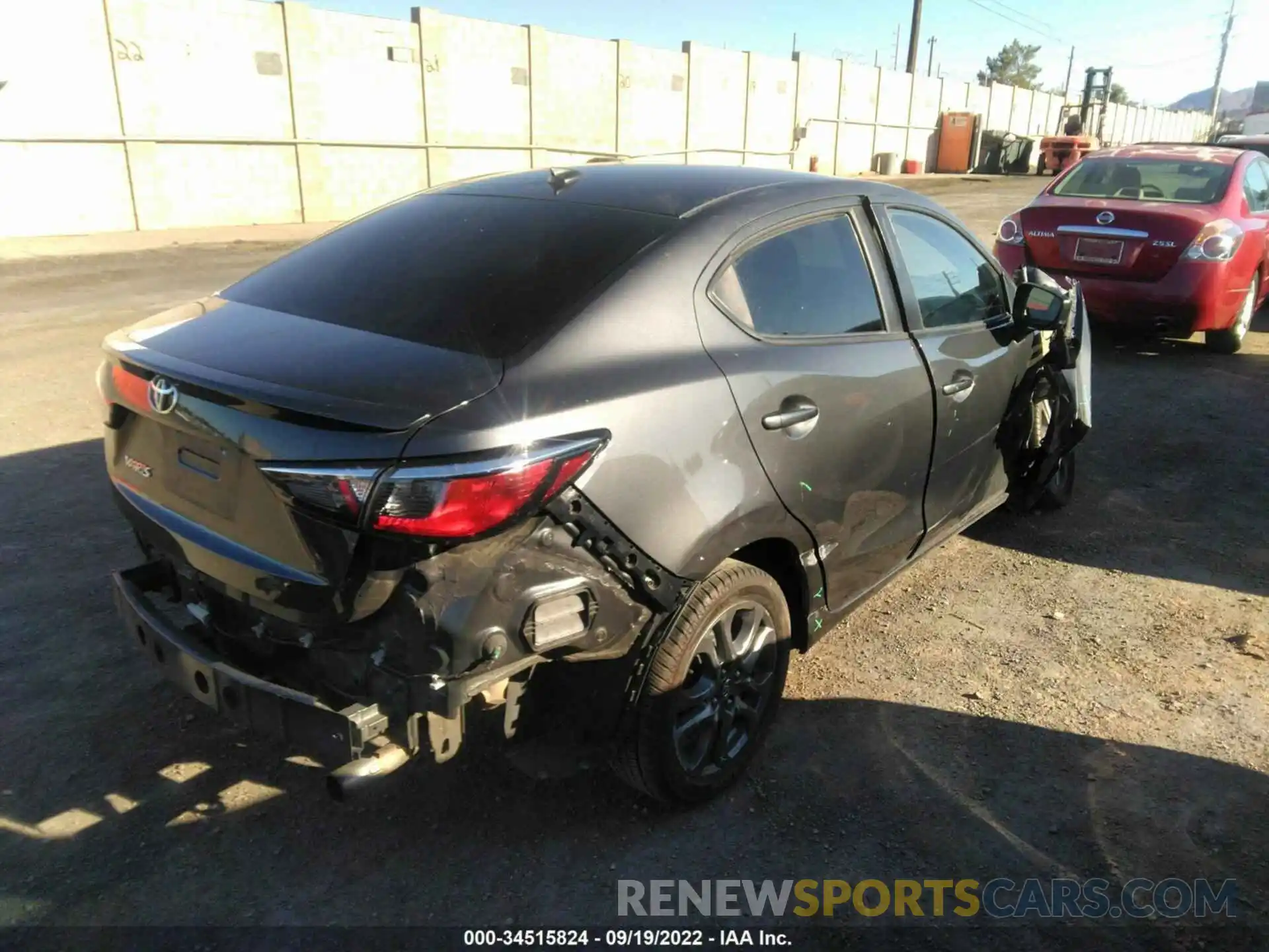 4 Photograph of a damaged car 3MYDLBYV1KY512459 TOYOTA YARIS SEDAN 2019