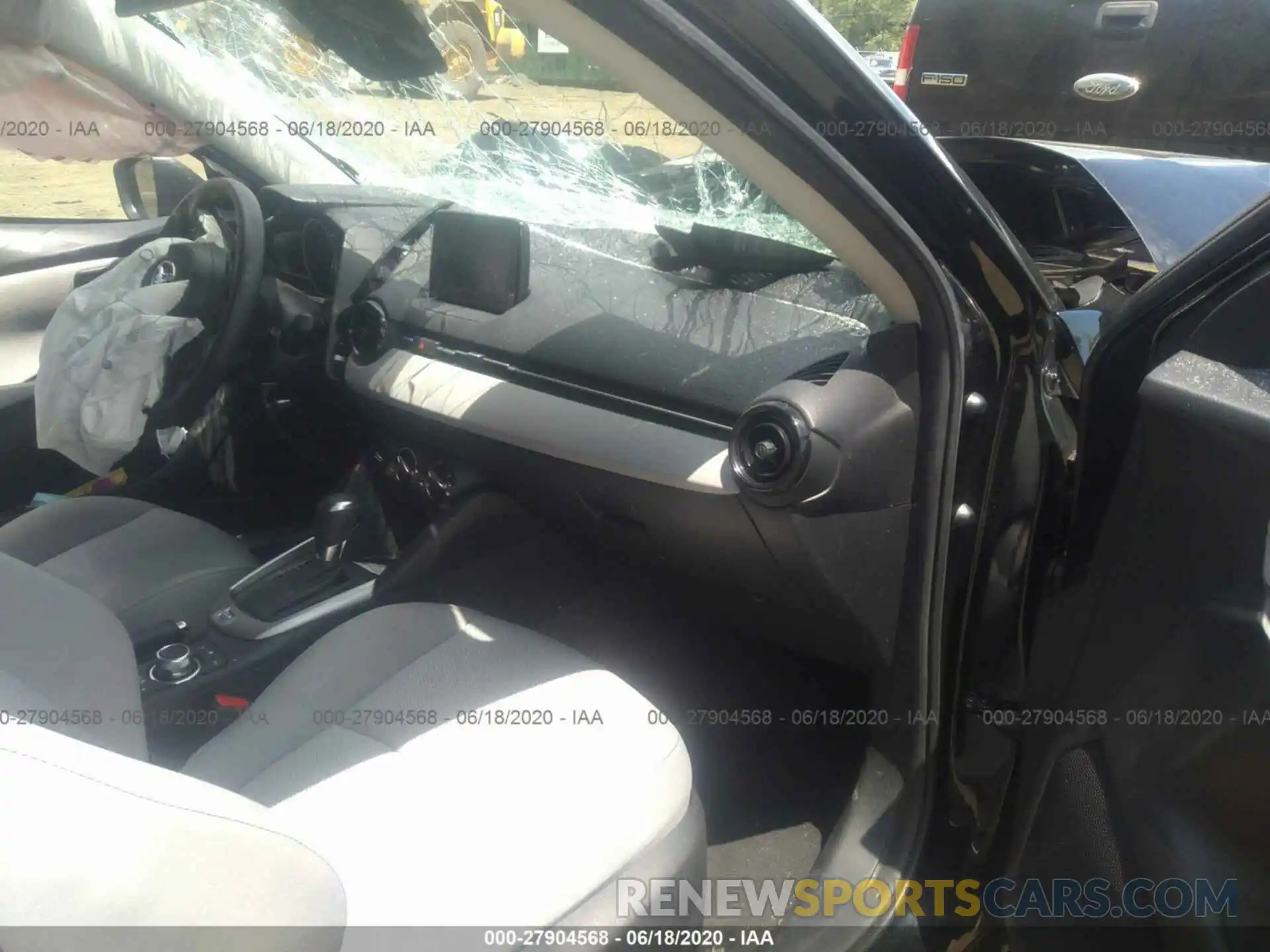 5 Photograph of a damaged car 3MYDLBYV1KY518259 TOYOTA YARIS SEDAN 2019