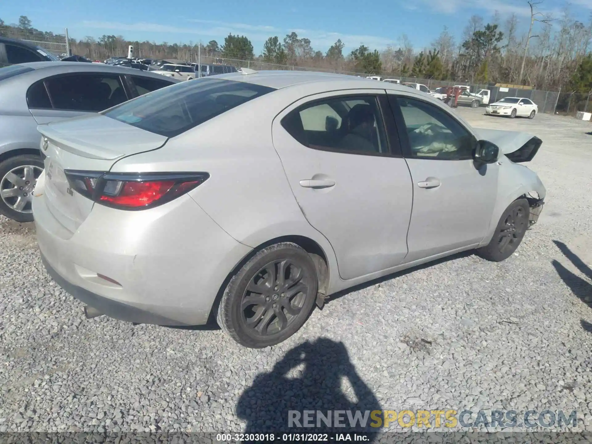 4 Photograph of a damaged car 3MYDLBYV1KY523963 TOYOTA YARIS SEDAN 2019