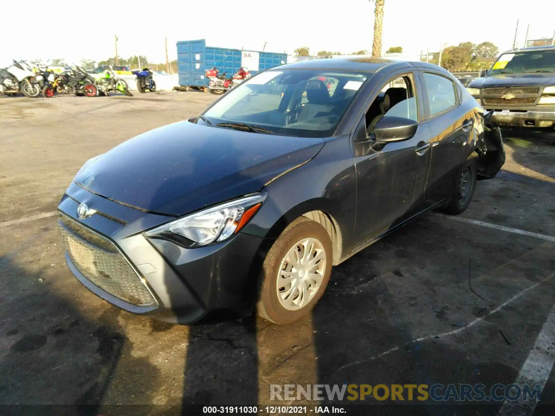 2 Photograph of a damaged car 3MYDLBYV1KY524529 TOYOTA YARIS SEDAN 2019