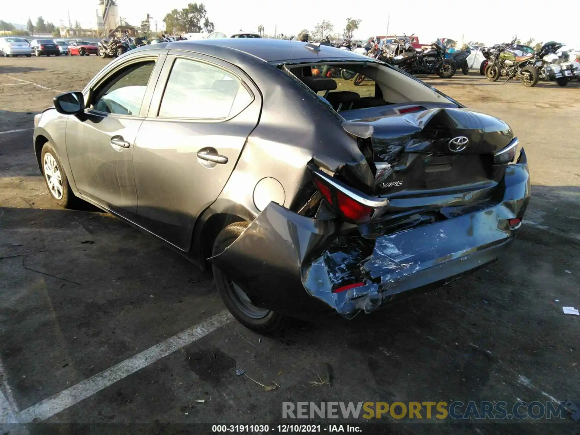 3 Photograph of a damaged car 3MYDLBYV1KY524529 TOYOTA YARIS SEDAN 2019