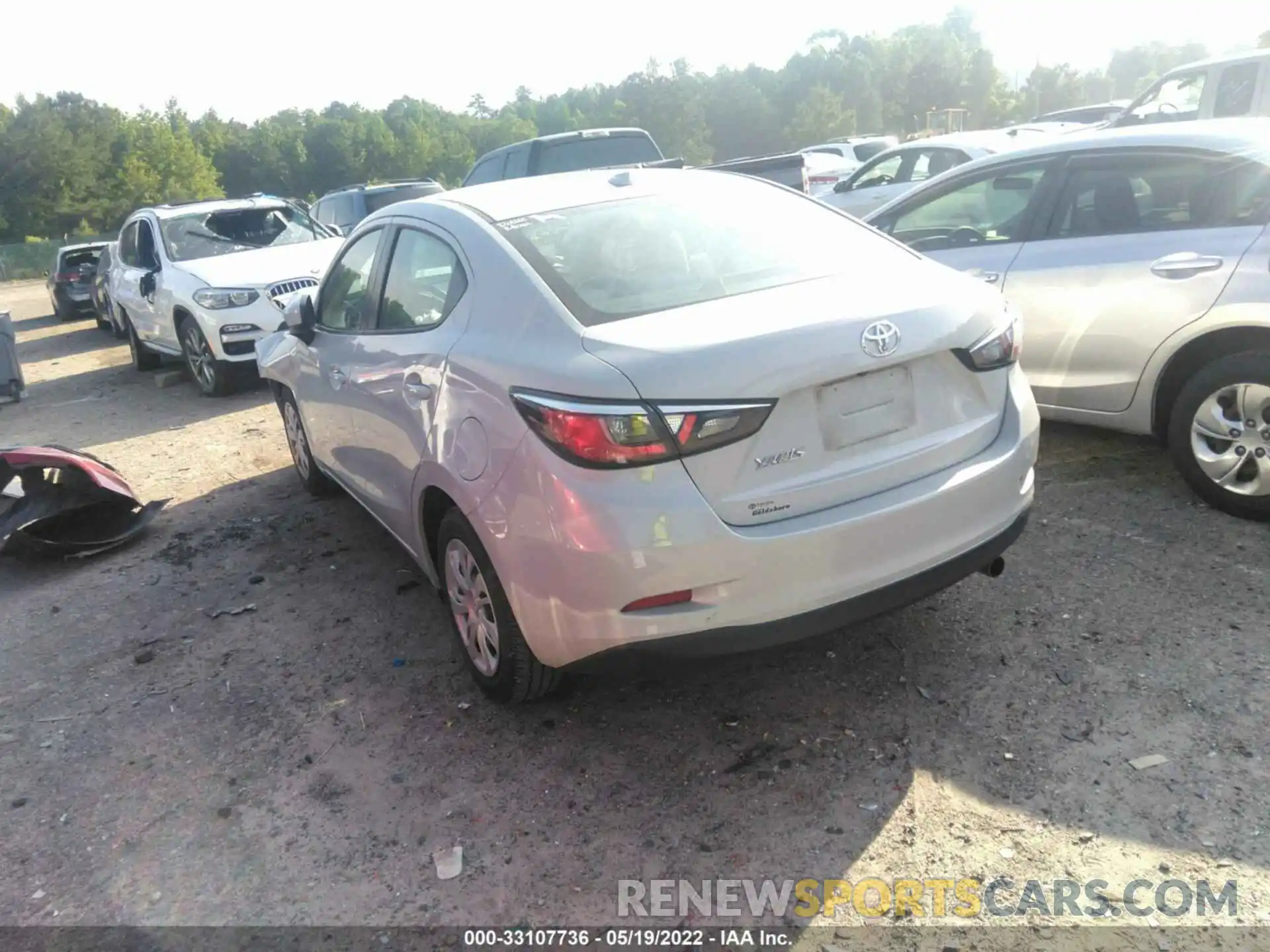 3 Photograph of a damaged car 3MYDLBYV2KY501776 TOYOTA YARIS SEDAN 2019