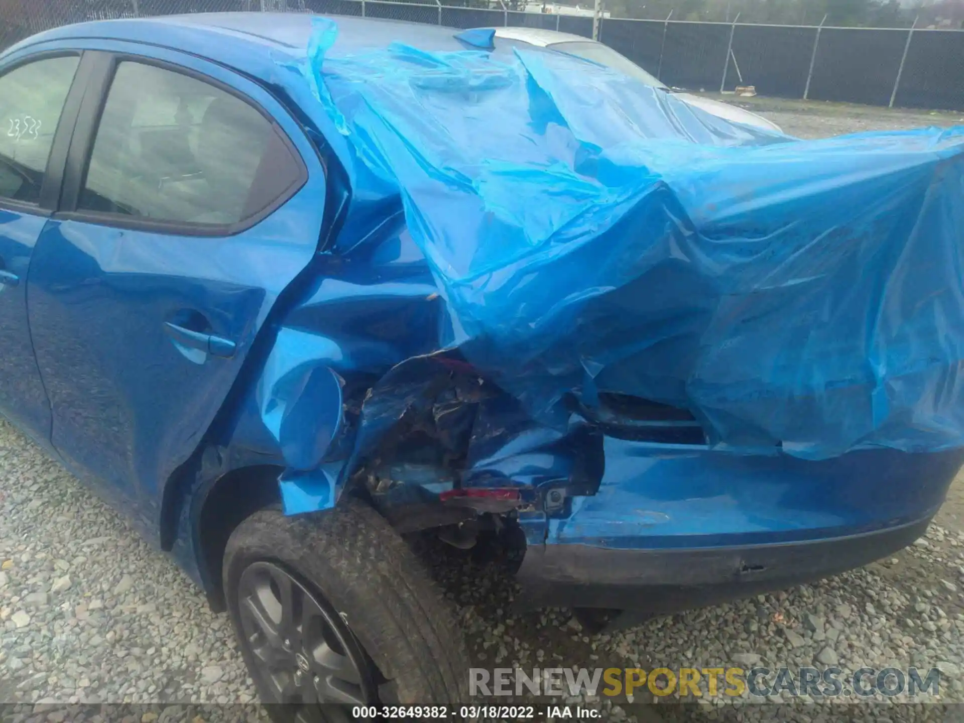 6 Photograph of a damaged car 3MYDLBYV2KY505553 TOYOTA YARIS SEDAN 2019