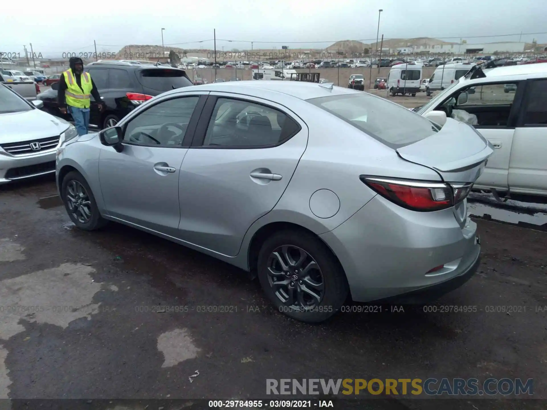 3 Photograph of a damaged car 3MYDLBYV2KY508615 TOYOTA YARIS SEDAN 2019