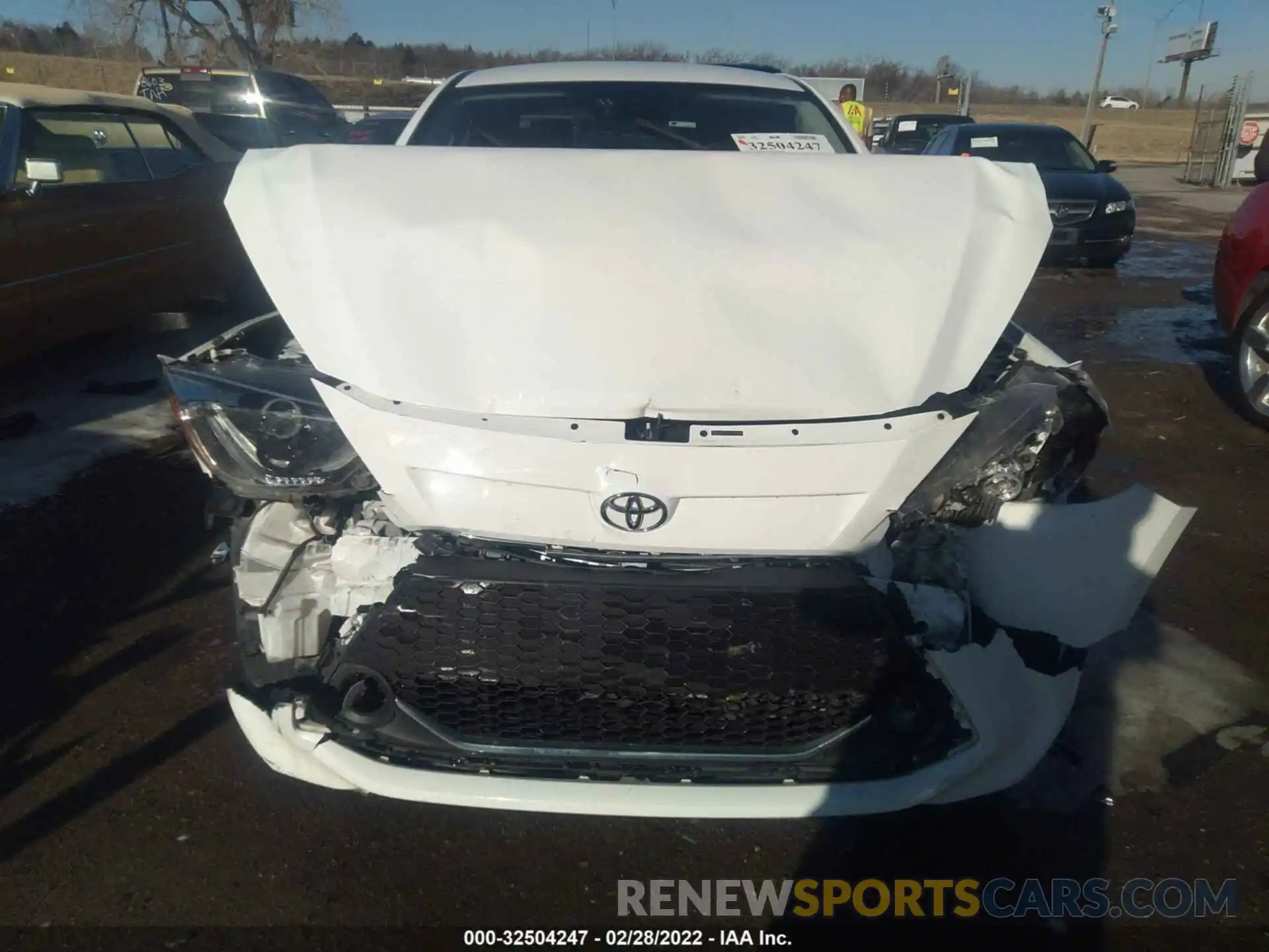 6 Photograph of a damaged car 3MYDLBYV2KY508808 TOYOTA YARIS SEDAN 2019