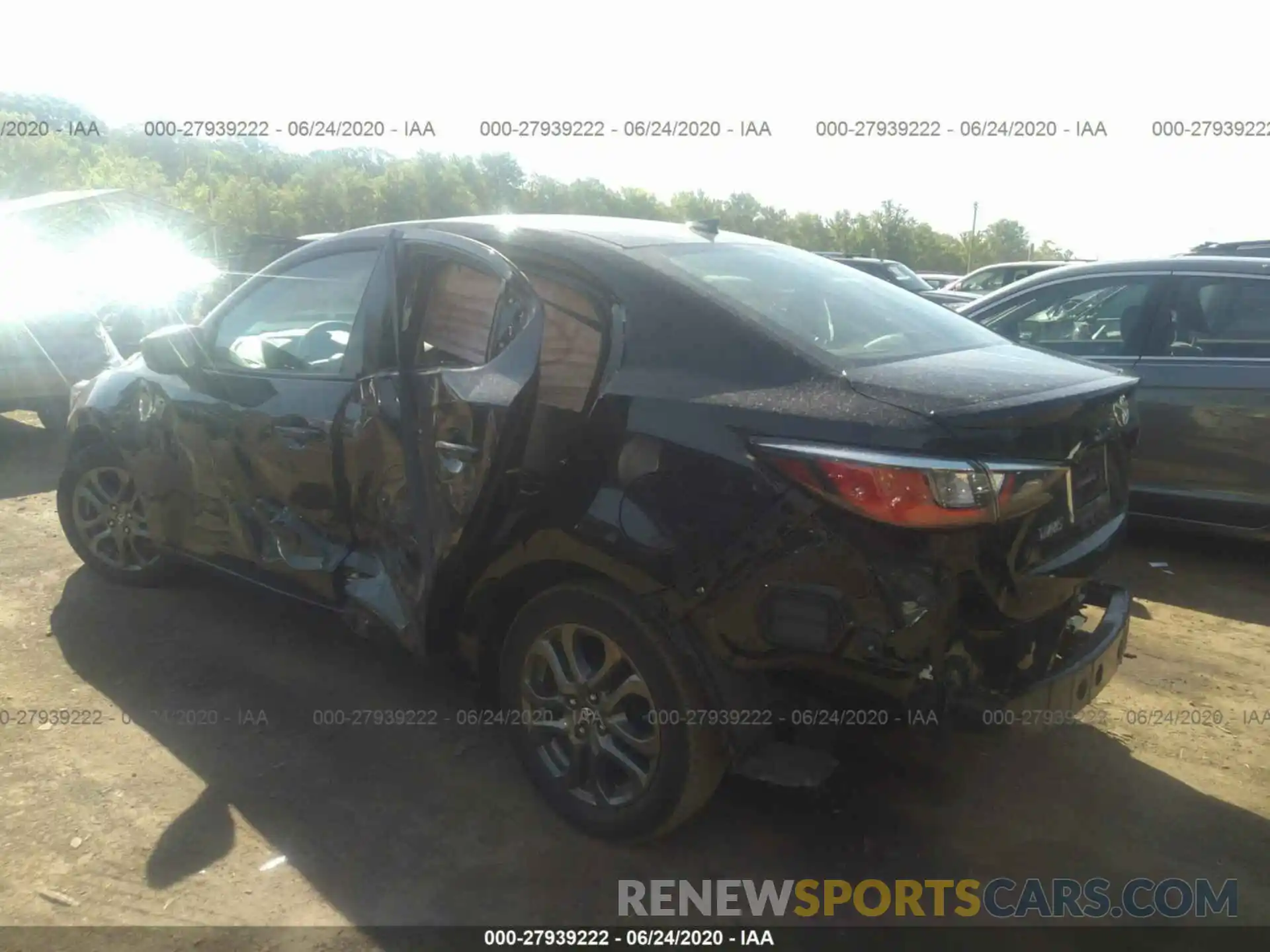 3 Photograph of a damaged car 3MYDLBYV2KY510042 TOYOTA YARIS SEDAN 2019