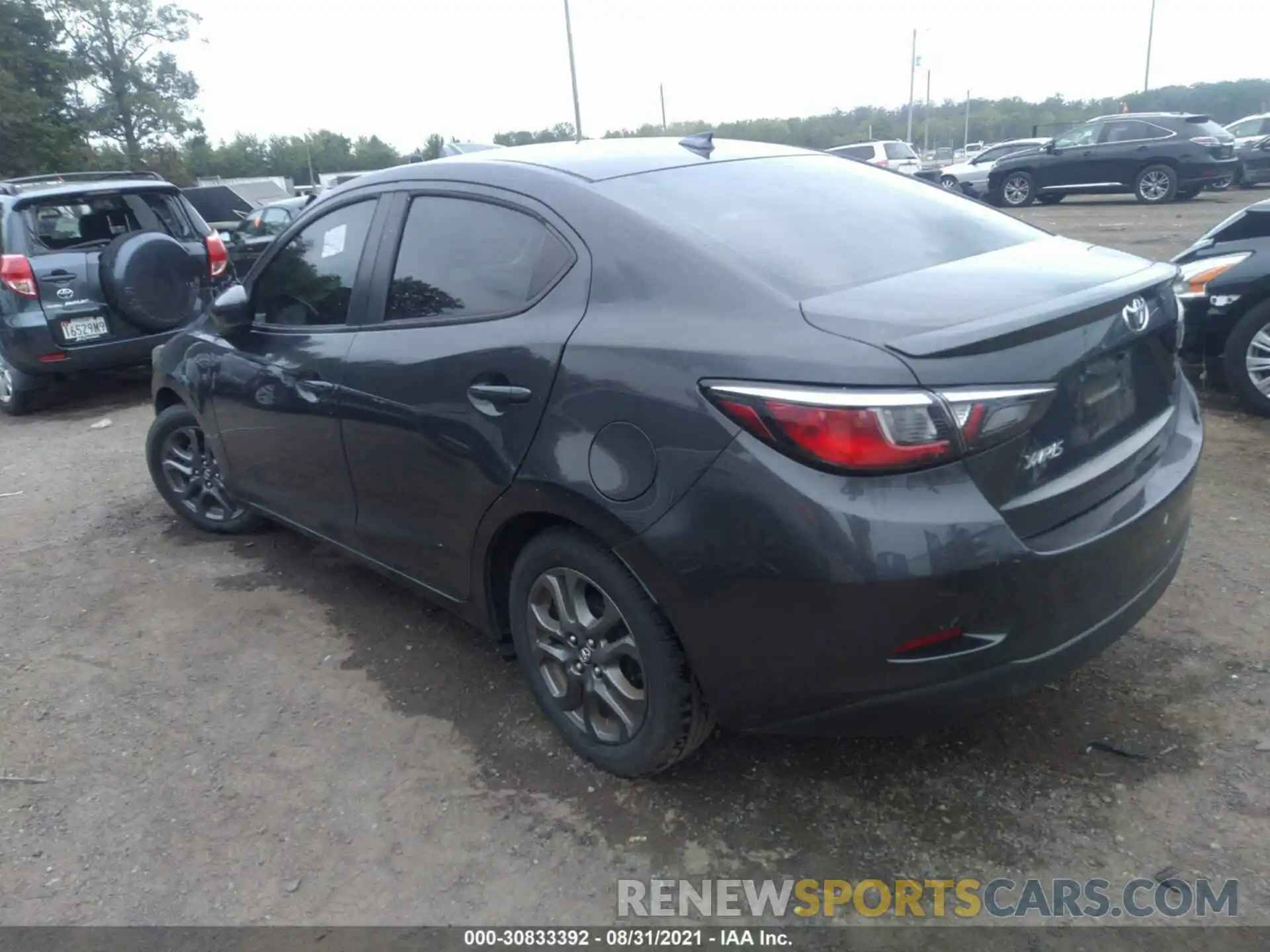 3 Photograph of a damaged car 3MYDLBYV2KY513362 TOYOTA YARIS SEDAN 2019