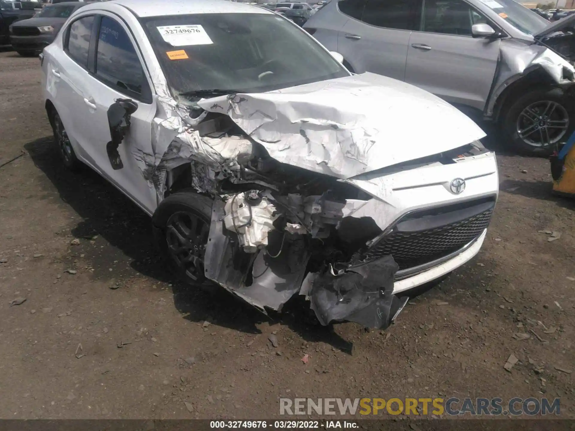 12 Photograph of a damaged car 3MYDLBYV2KY518495 TOYOTA YARIS SEDAN 2019