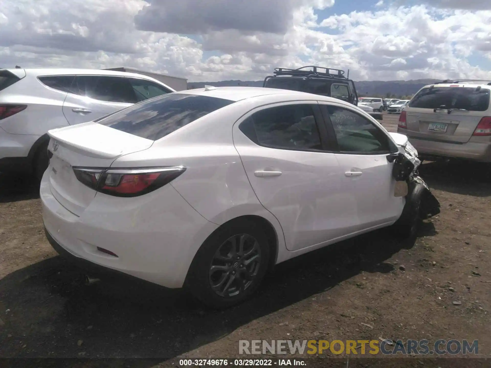 4 Photograph of a damaged car 3MYDLBYV2KY518495 TOYOTA YARIS SEDAN 2019