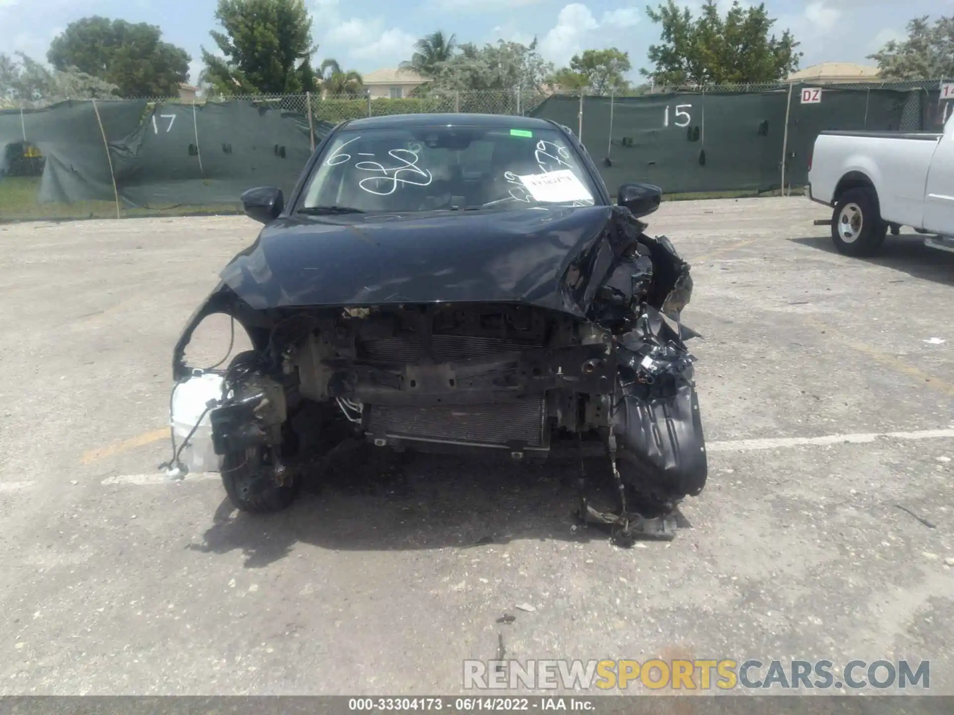 6 Photograph of a damaged car 3MYDLBYV2KY524572 TOYOTA YARIS SEDAN 2019