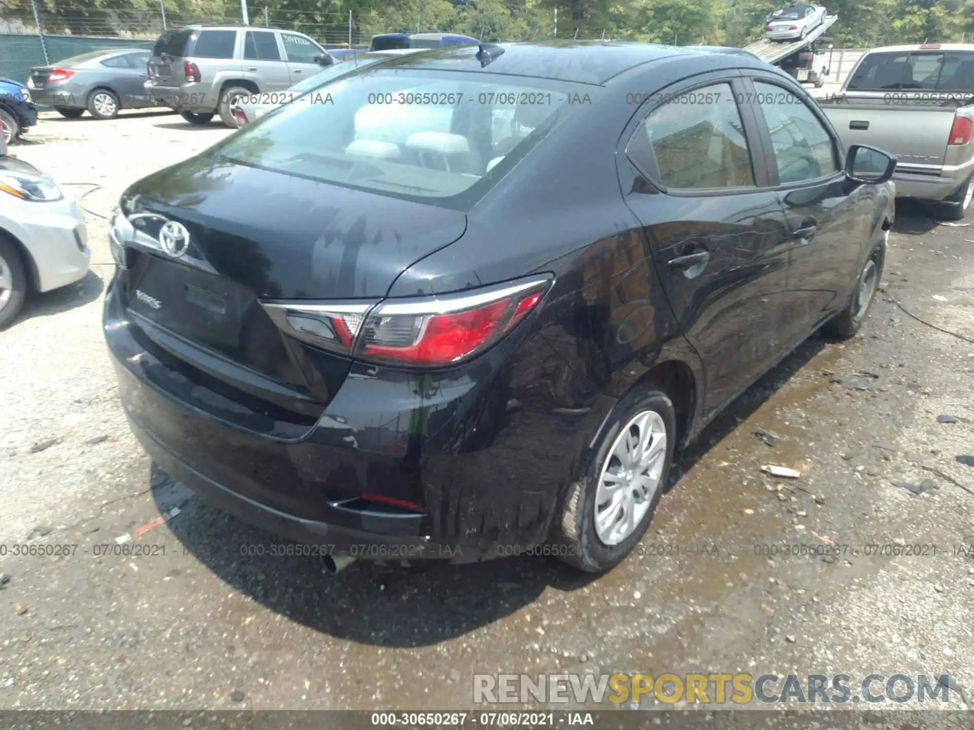 4 Photograph of a damaged car 3MYDLBYV2KY524653 TOYOTA YARIS SEDAN 2019