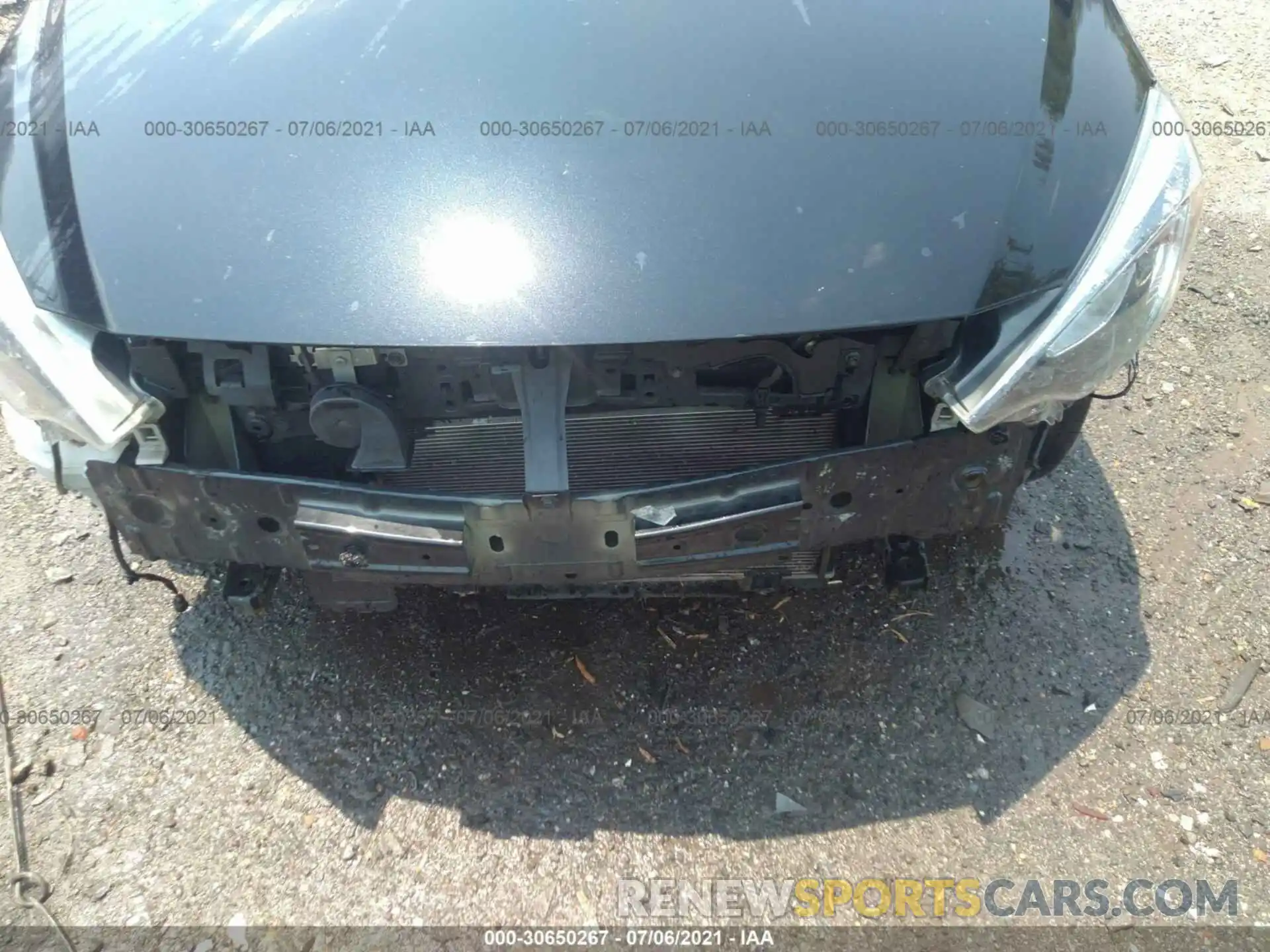 6 Photograph of a damaged car 3MYDLBYV2KY524653 TOYOTA YARIS SEDAN 2019