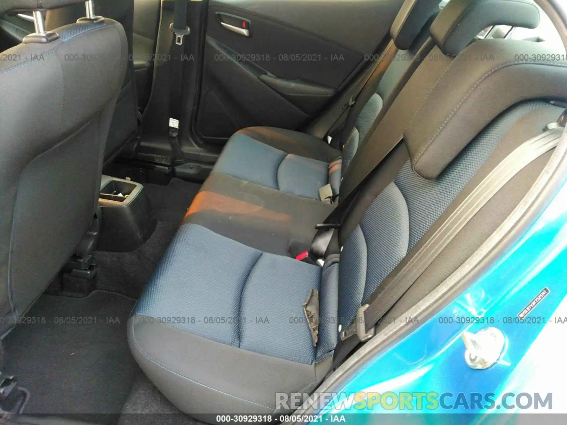 8 Фотография поврежденного автомобиля 3MYDLBYV2KY525141 TOYOTA YARIS SEDAN 2019