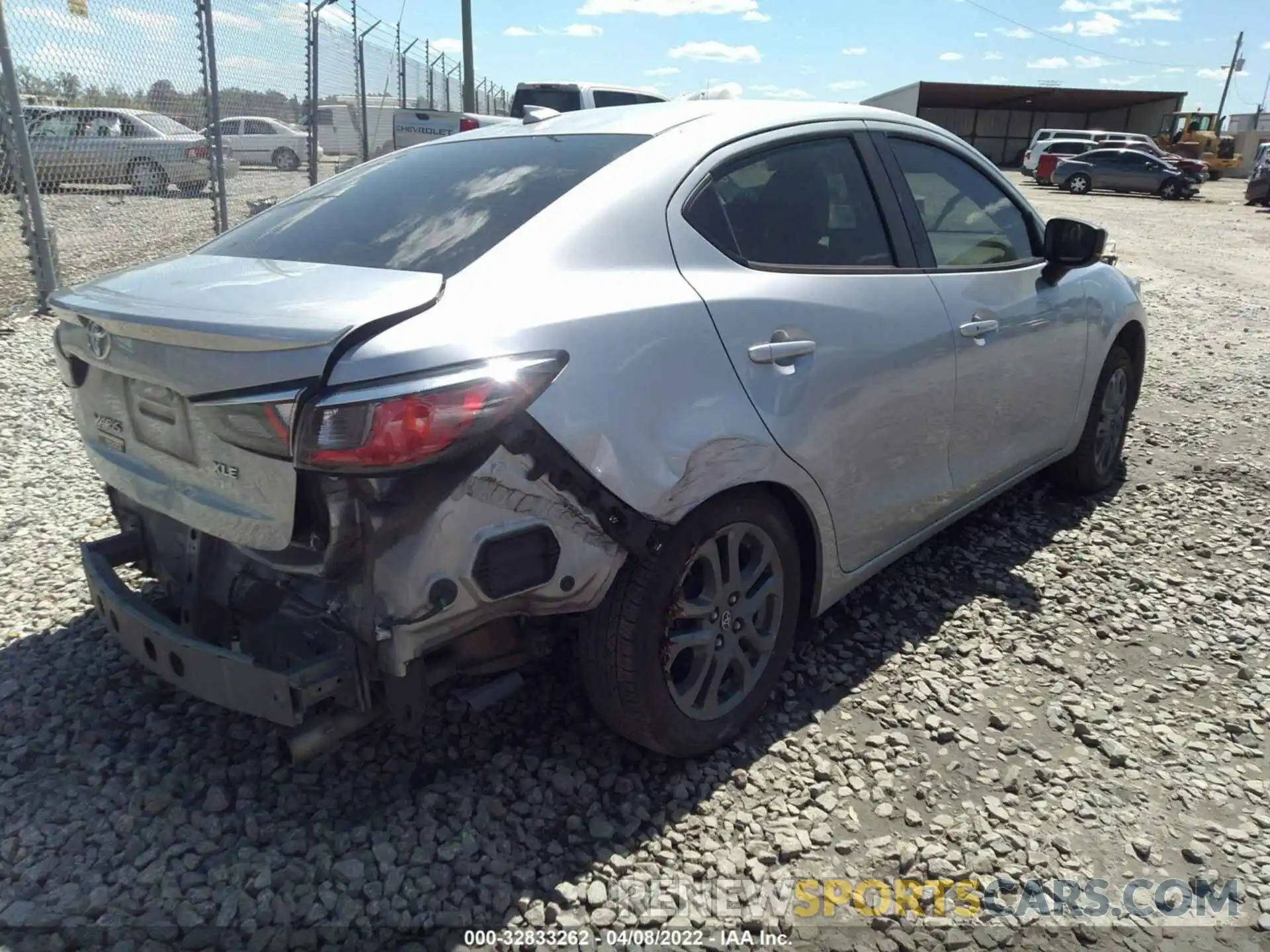 4 Photograph of a damaged car 3MYDLBYV2KY527603 TOYOTA YARIS SEDAN 2019