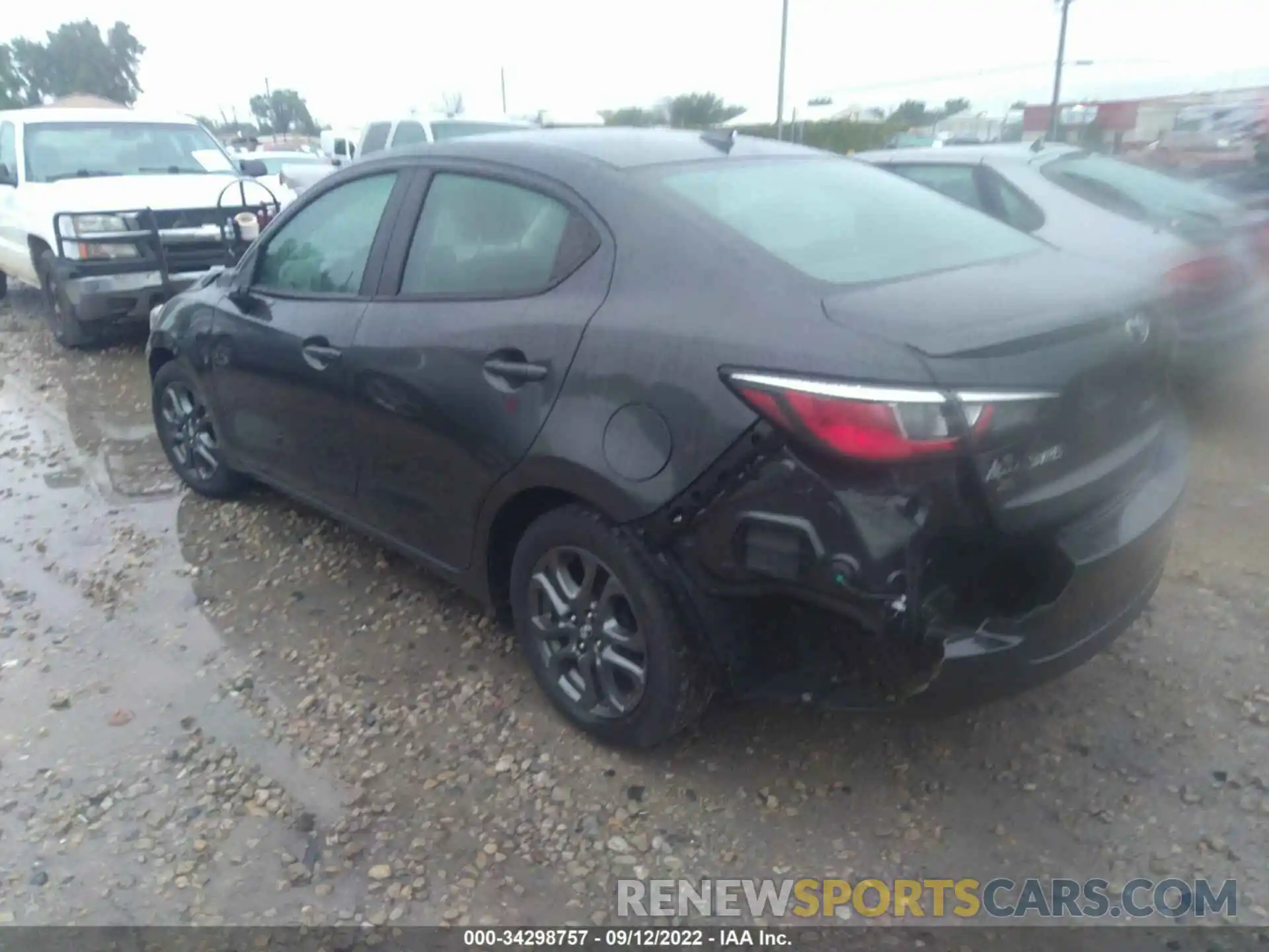 3 Photograph of a damaged car 3MYDLBYV3KY507960 TOYOTA YARIS SEDAN 2019