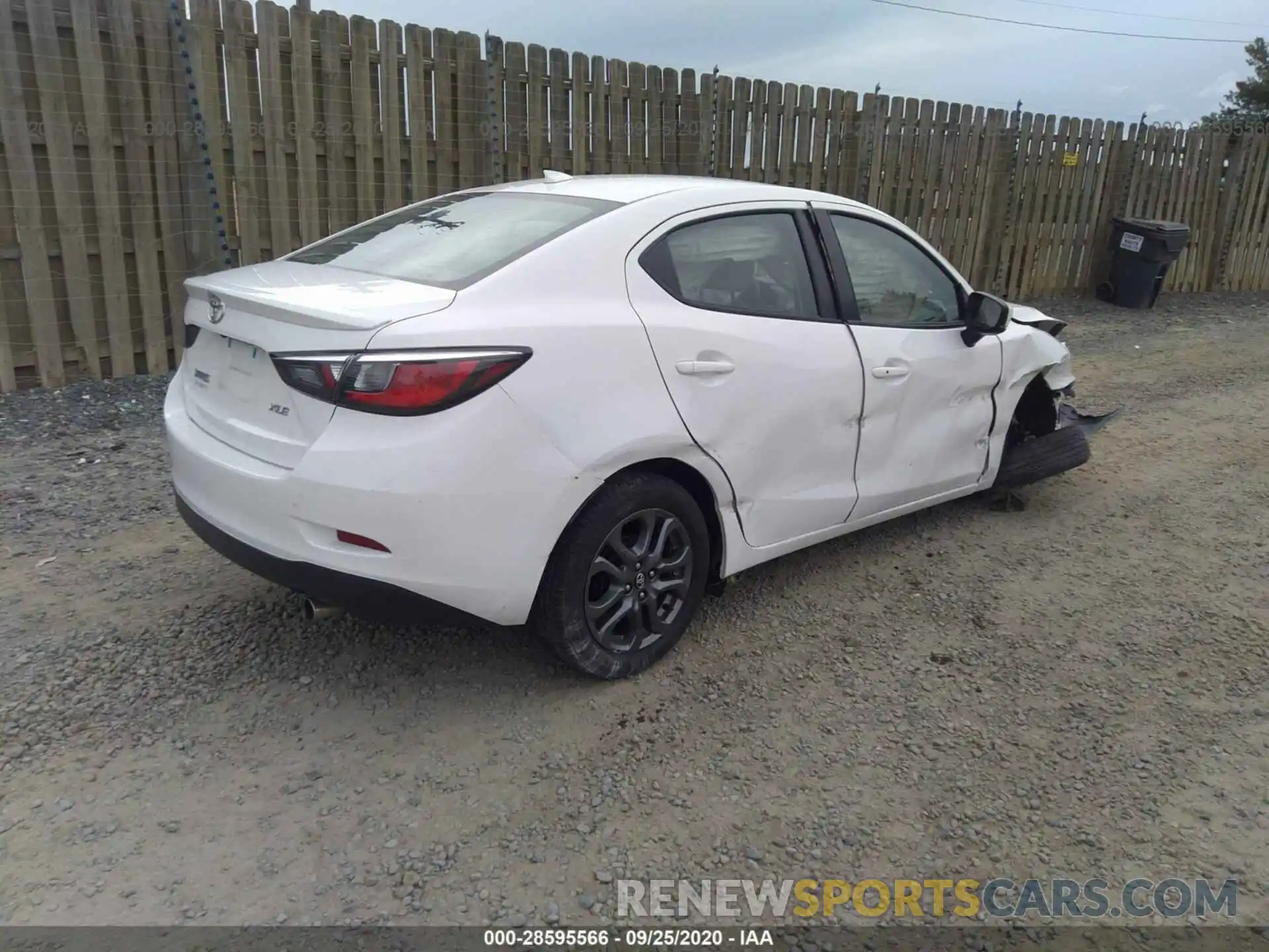 4 Photograph of a damaged car 3MYDLBYV3KY508512 TOYOTA YARIS SEDAN 2019