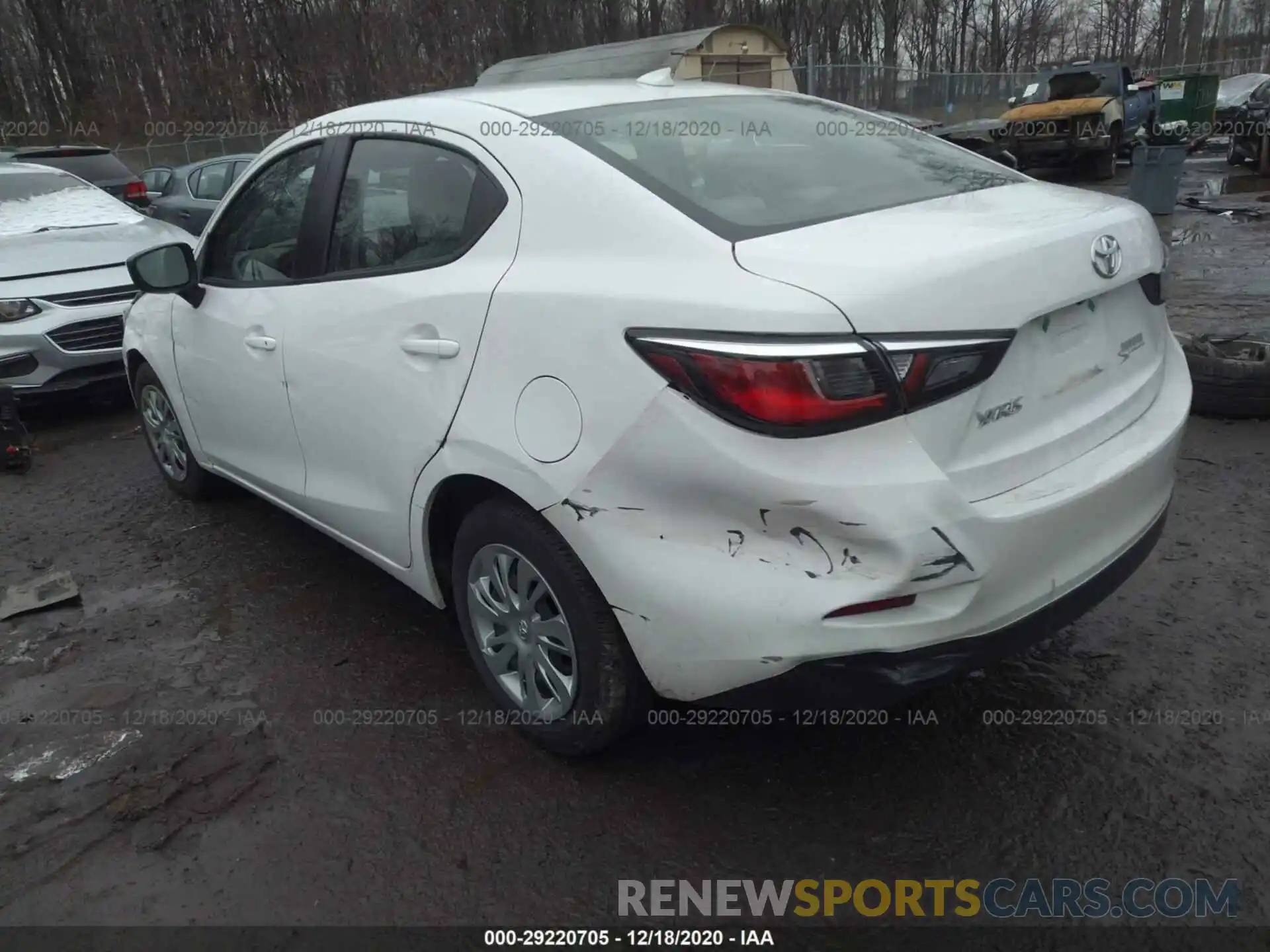 3 Photograph of a damaged car 3MYDLBYV3KY518375 TOYOTA YARIS SEDAN 2019