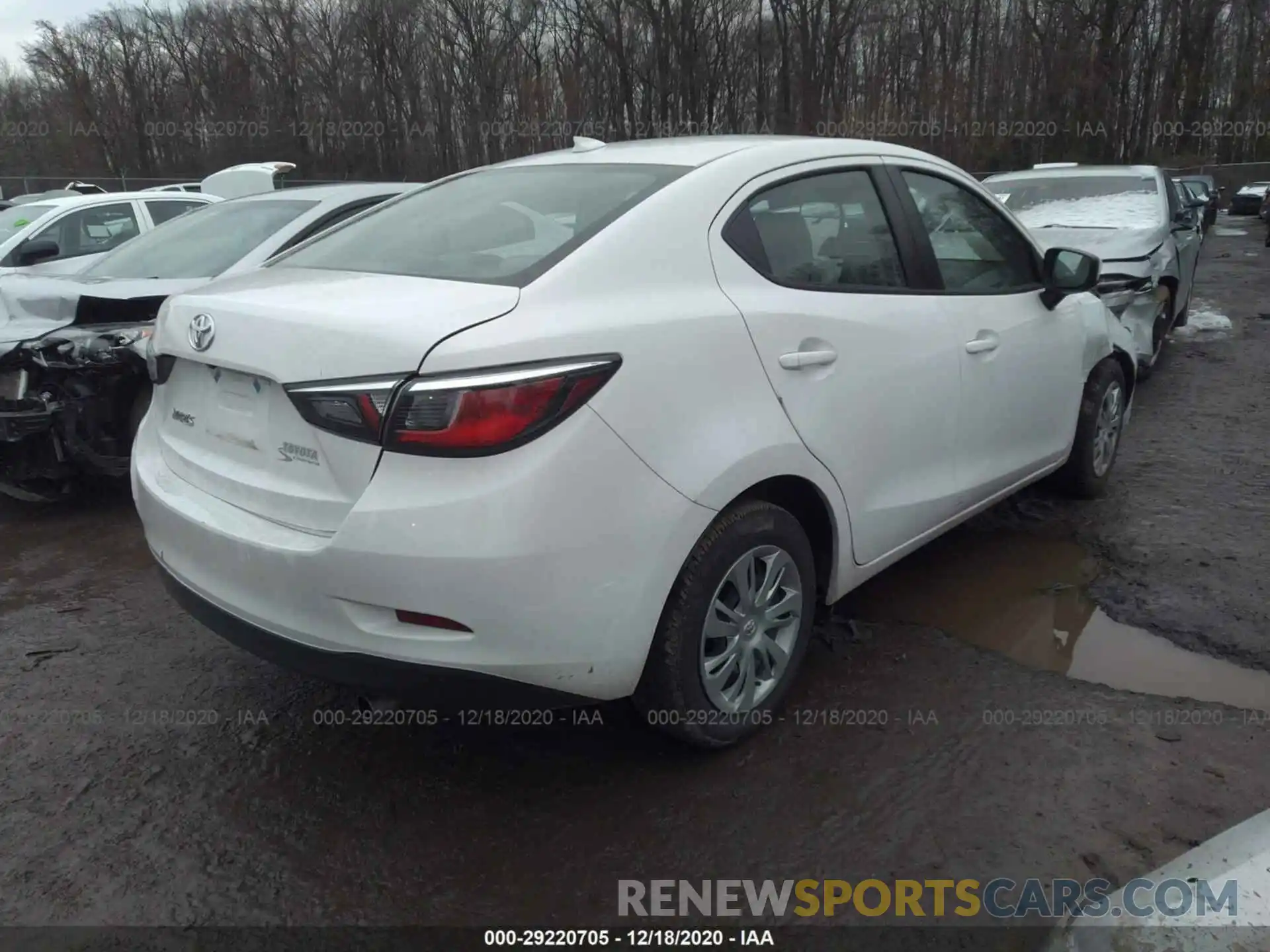 4 Photograph of a damaged car 3MYDLBYV3KY518375 TOYOTA YARIS SEDAN 2019