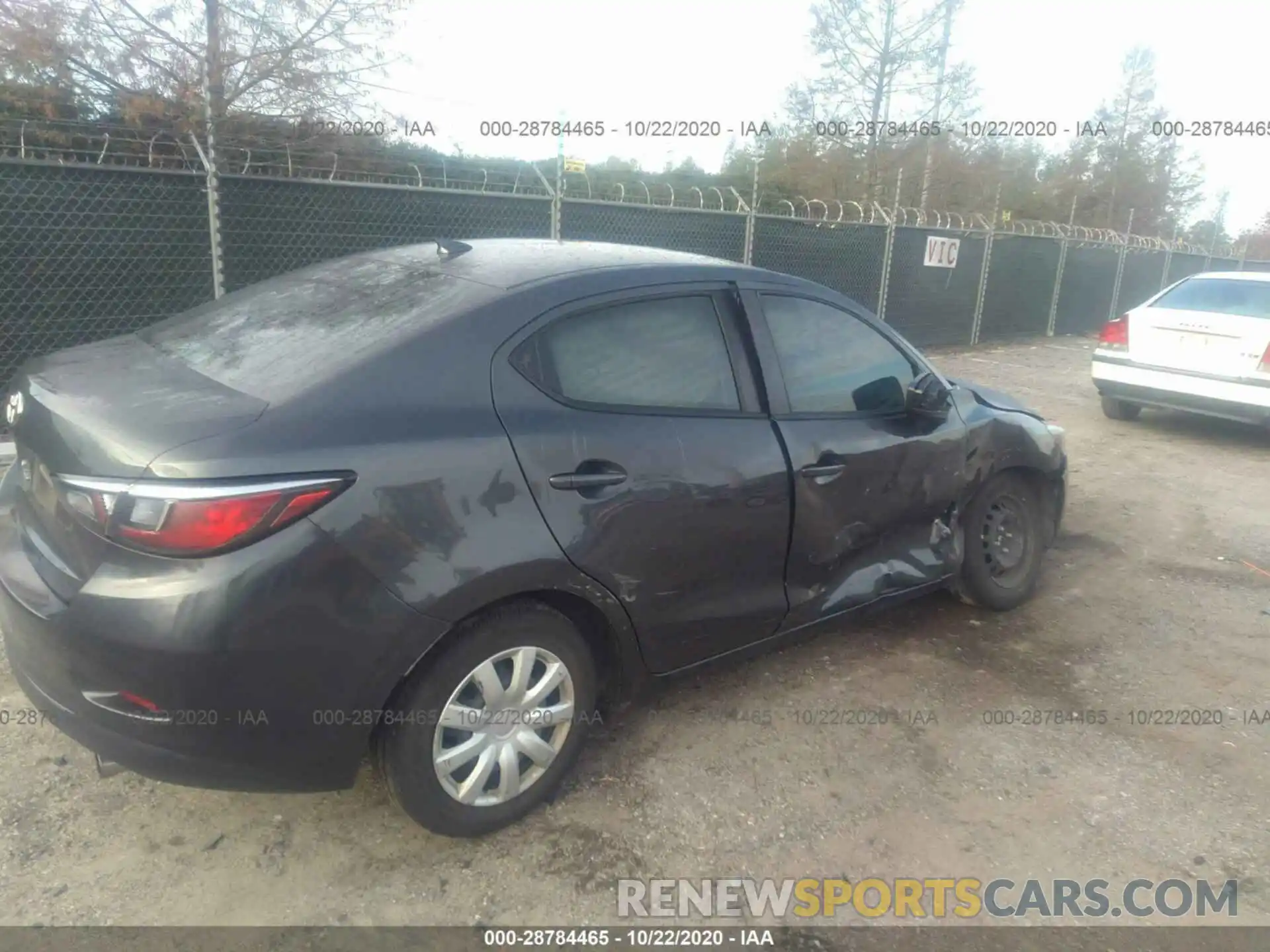 4 Photograph of a damaged car 3MYDLBYV3KY520529 TOYOTA YARIS SEDAN 2019