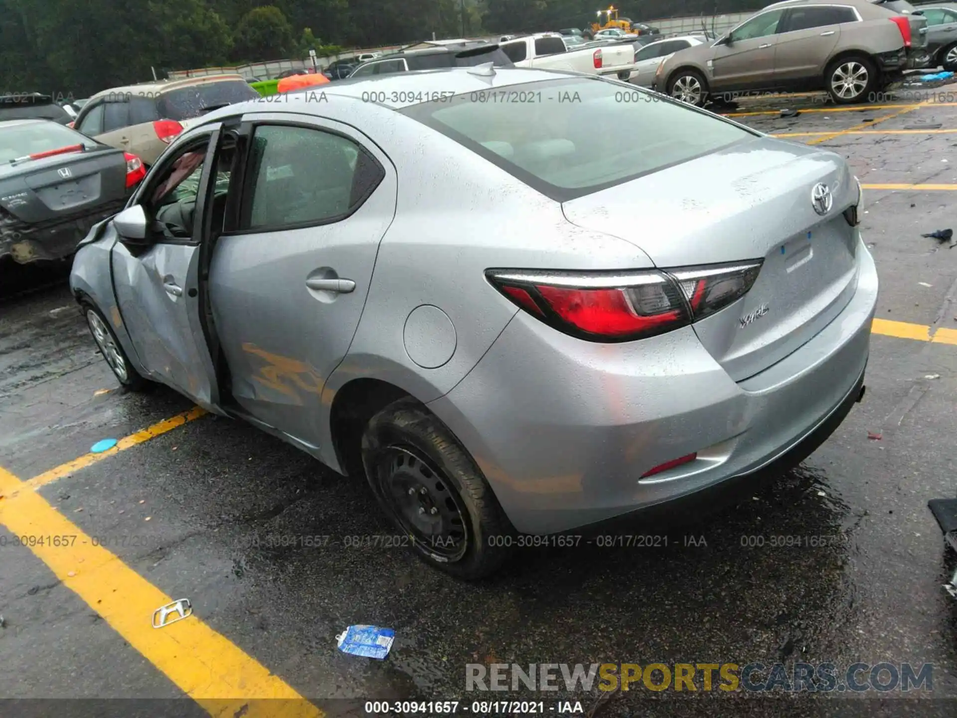 3 Photograph of a damaged car 3MYDLBYV3KY520644 TOYOTA YARIS SEDAN 2019