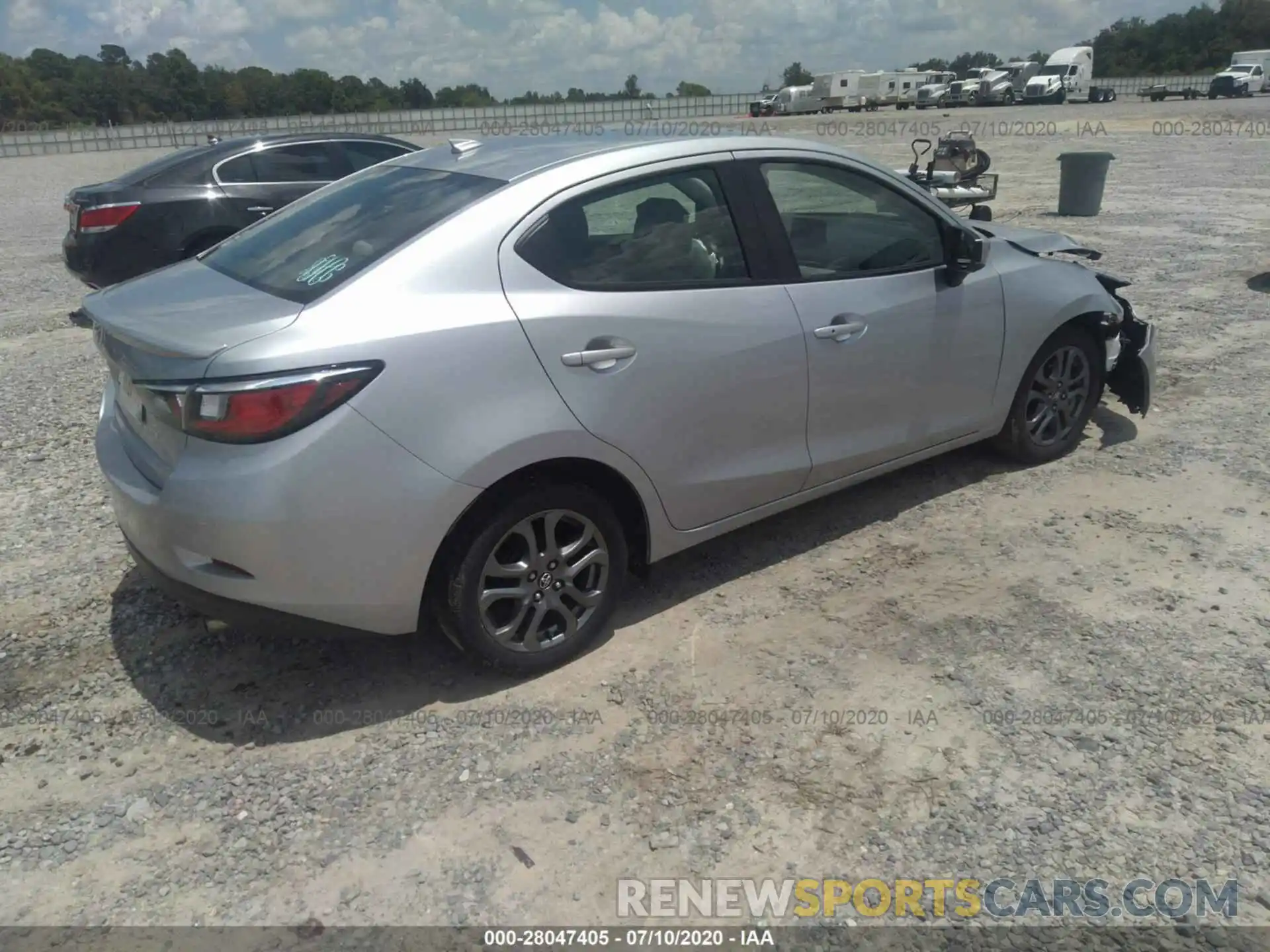 4 Photograph of a damaged car 3MYDLBYV3KY524421 TOYOTA YARIS SEDAN 2019