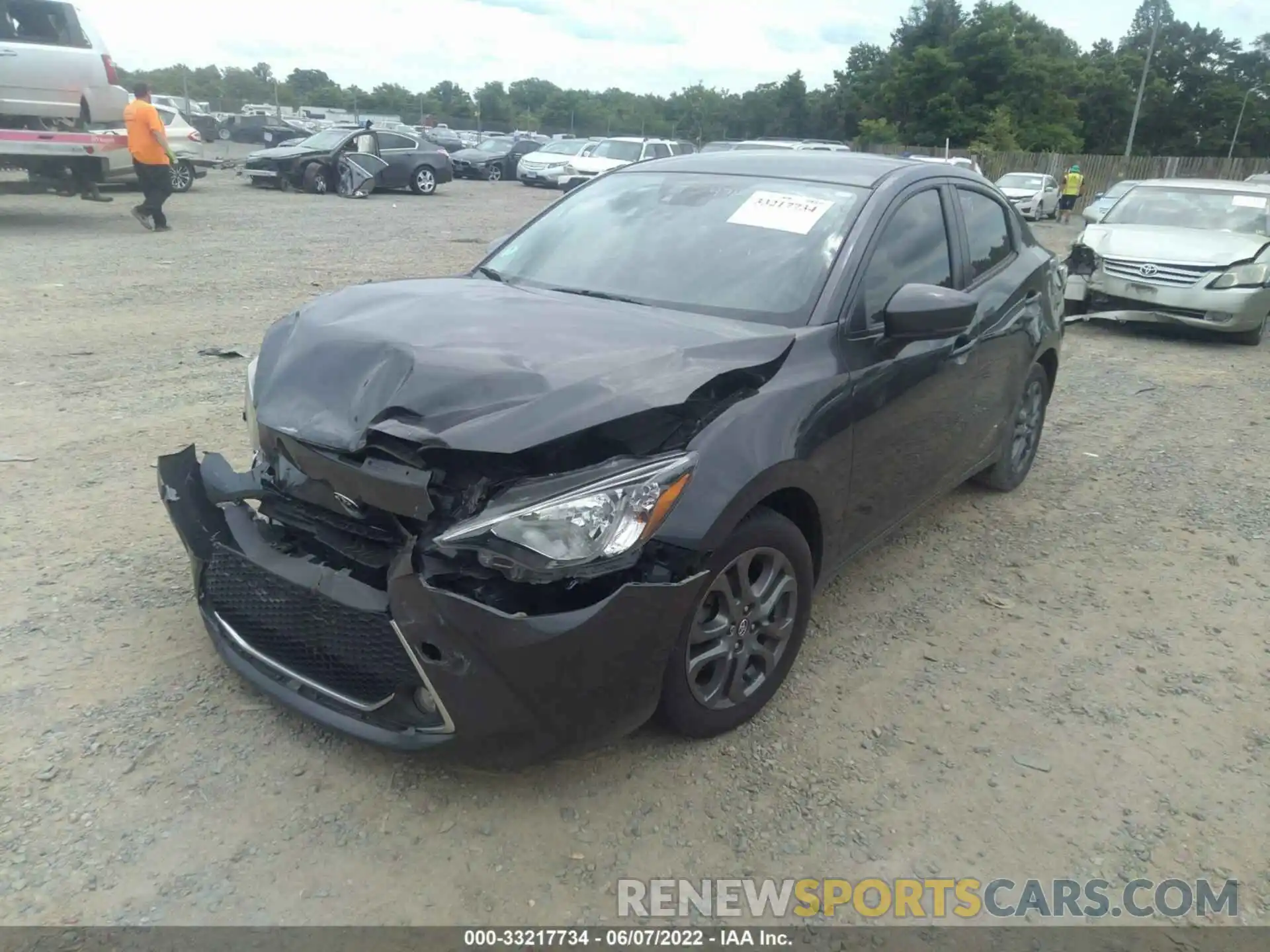 2 Photograph of a damaged car 3MYDLBYV4KY502346 TOYOTA YARIS SEDAN 2019