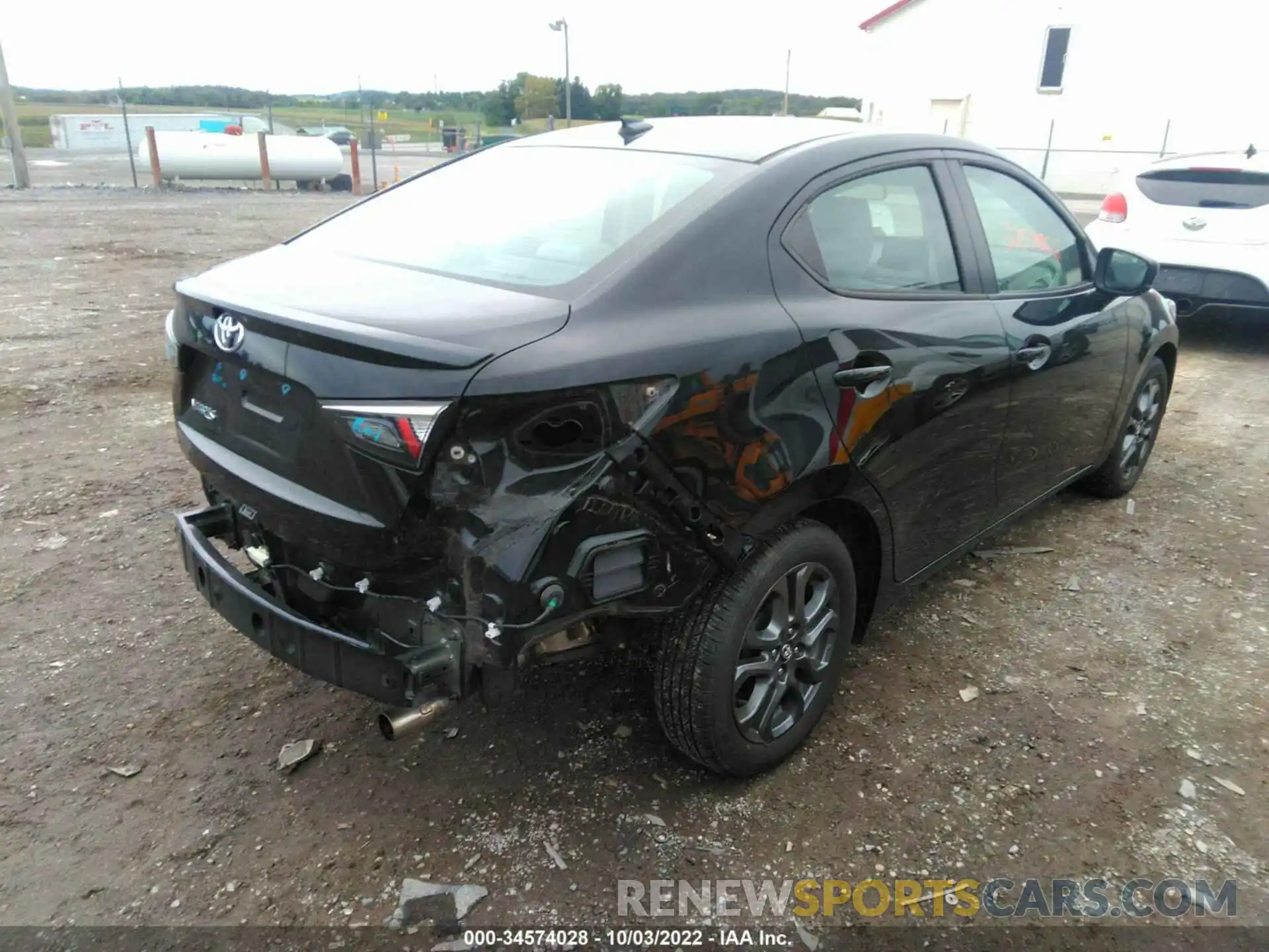 4 Фотография поврежденного автомобиля 3MYDLBYV4KY503903 TOYOTA YARIS SEDAN 2019