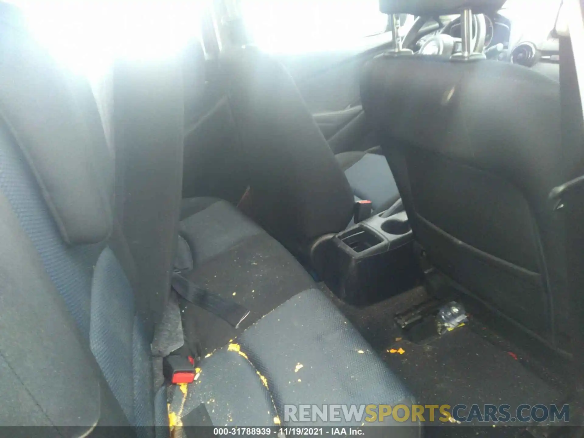 8 Photograph of a damaged car 3MYDLBYV4KY509667 TOYOTA YARIS SEDAN 2019