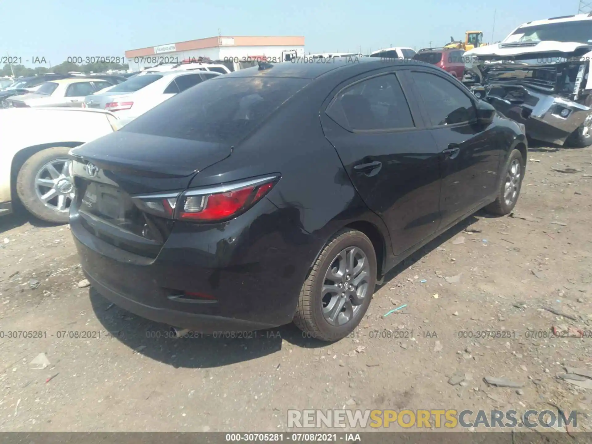 4 Photograph of a damaged car 3MYDLBYV4KY516960 TOYOTA YARIS SEDAN 2019