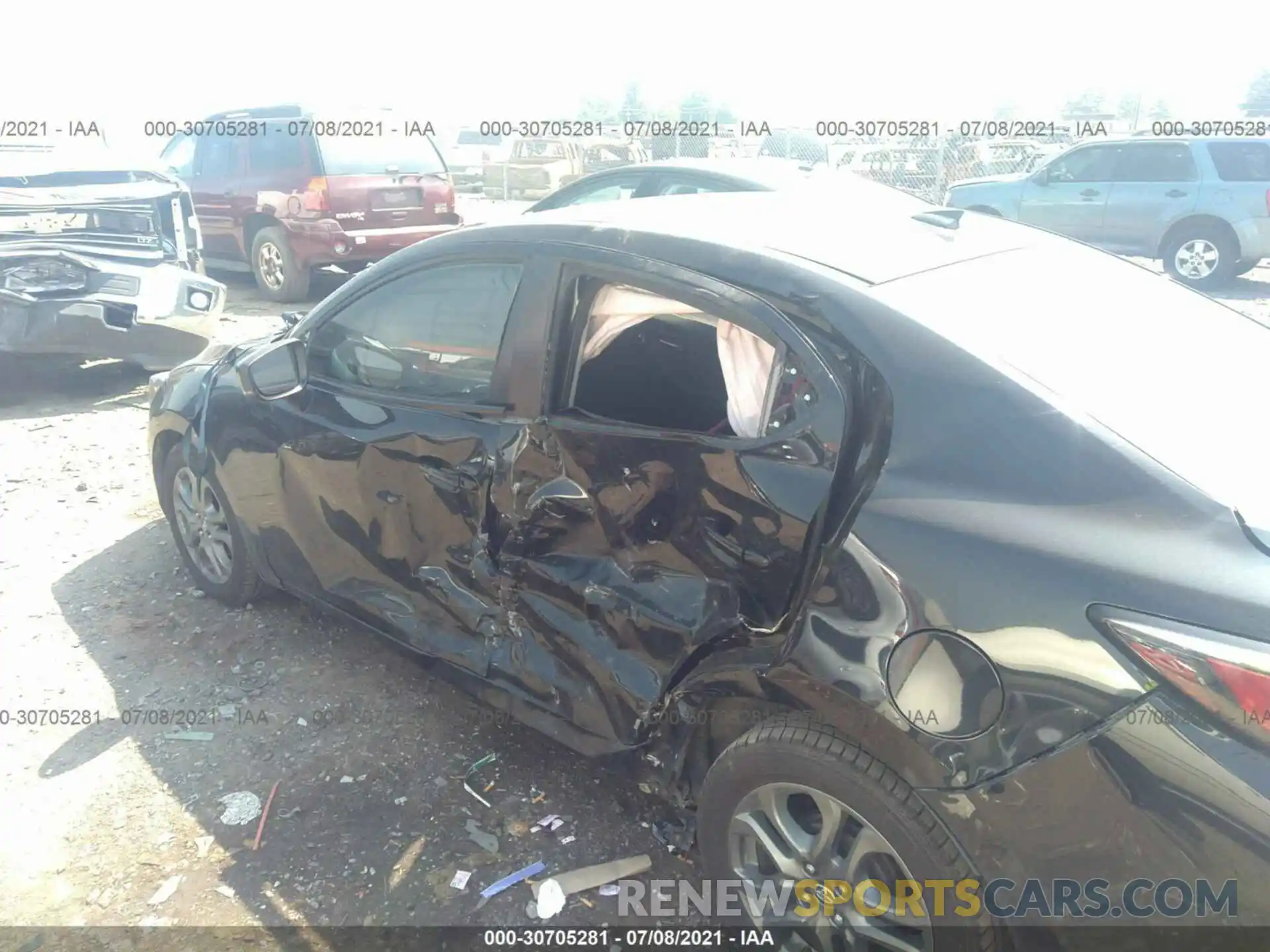 6 Photograph of a damaged car 3MYDLBYV4KY516960 TOYOTA YARIS SEDAN 2019