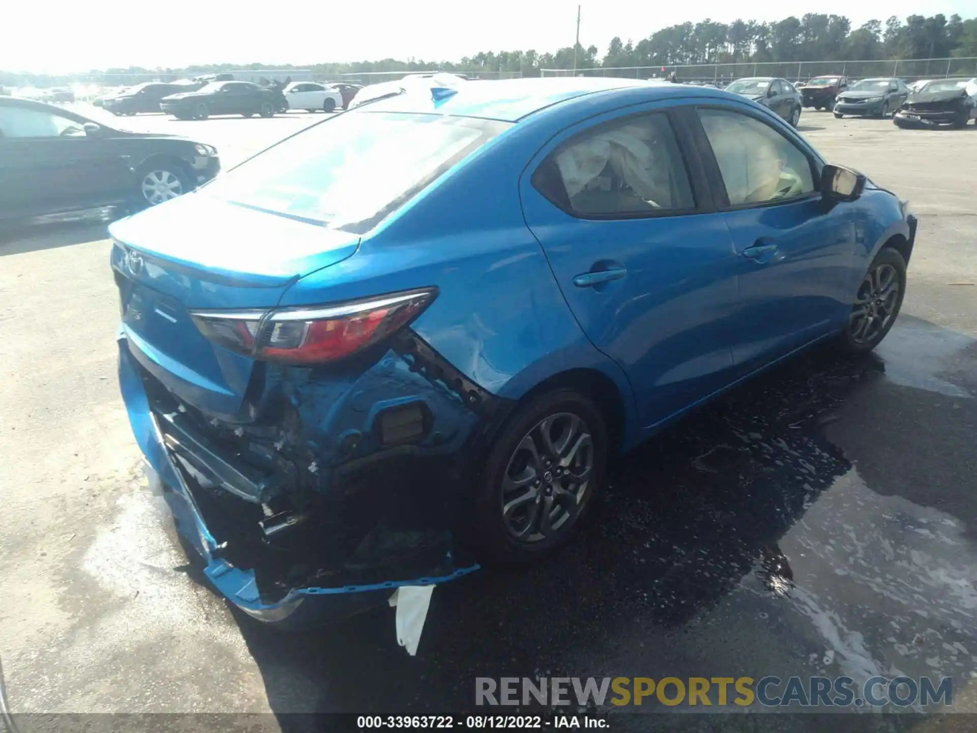 4 Photograph of a damaged car 3MYDLBYV4KY523794 TOYOTA YARIS SEDAN 2019