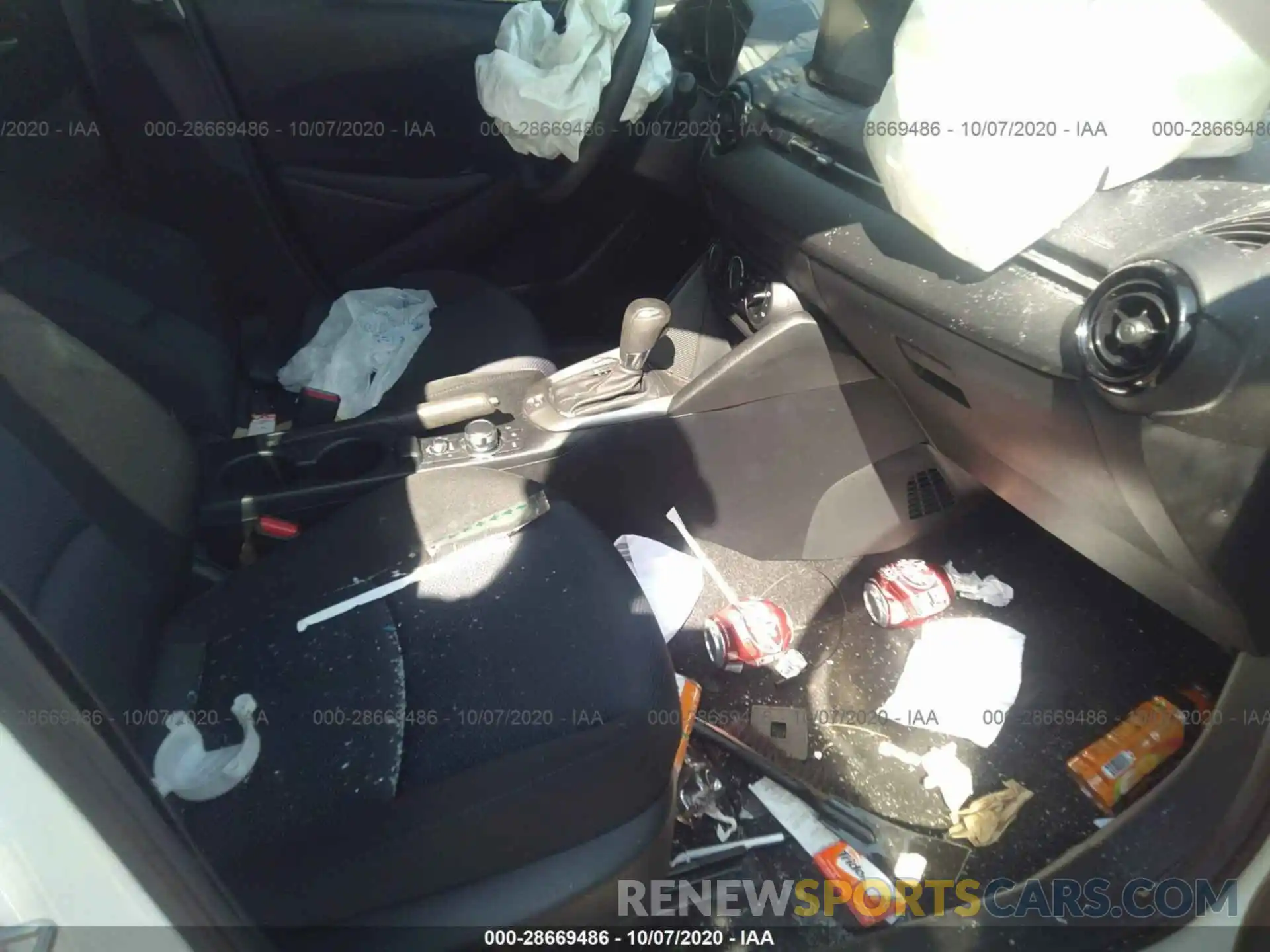 5 Photograph of a damaged car 3MYDLBYV4KY524315 TOYOTA YARIS SEDAN 2019