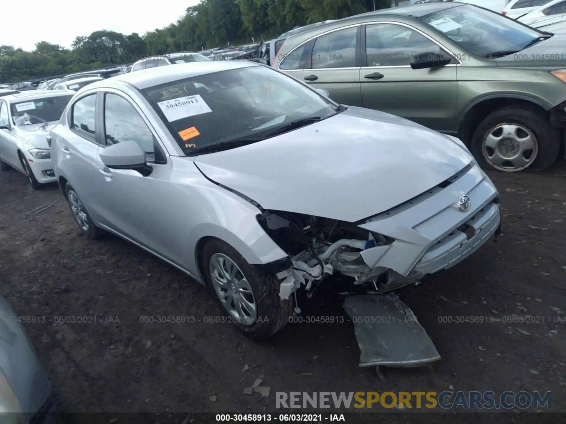 1 Photograph of a damaged car 3MYDLBYV5KY505210 TOYOTA YARIS SEDAN 2019