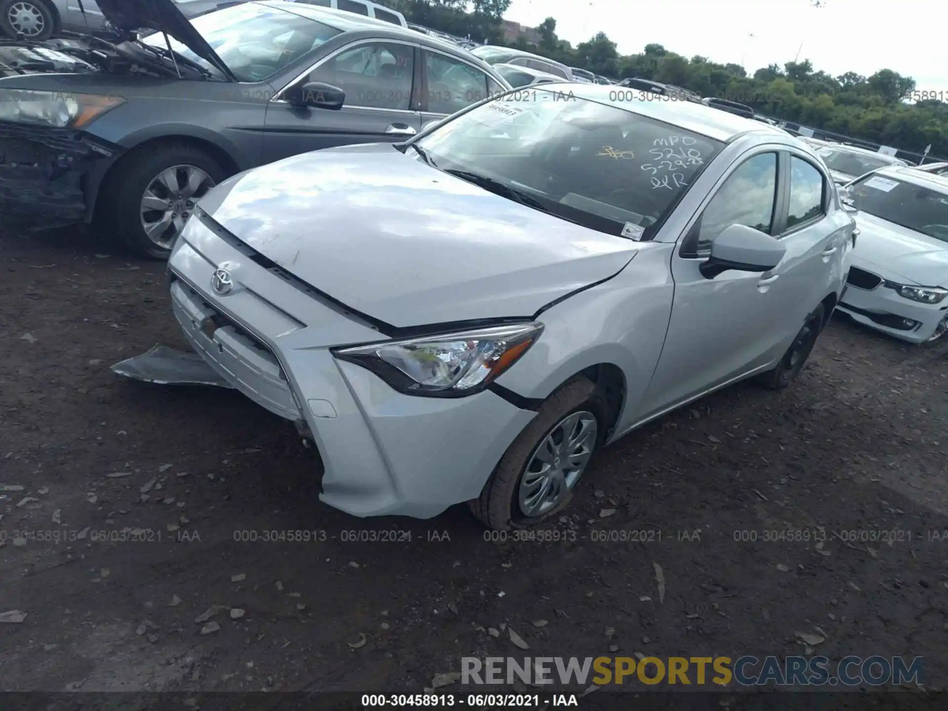 2 Photograph of a damaged car 3MYDLBYV5KY505210 TOYOTA YARIS SEDAN 2019