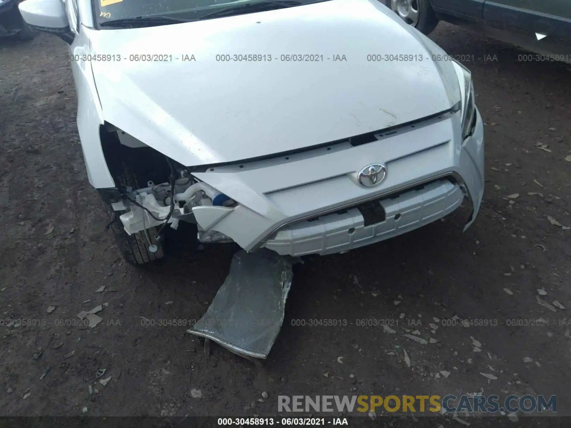 6 Photograph of a damaged car 3MYDLBYV5KY505210 TOYOTA YARIS SEDAN 2019