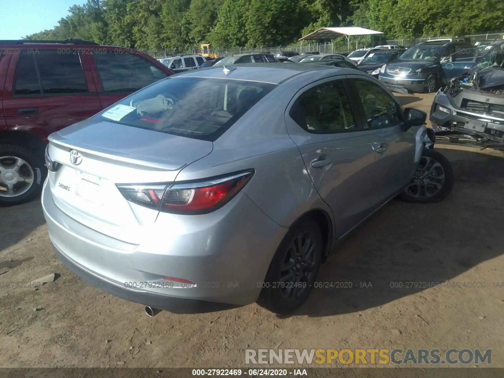 4 Photograph of a damaged car 3MYDLBYV5KY508026 TOYOTA YARIS SEDAN 2019