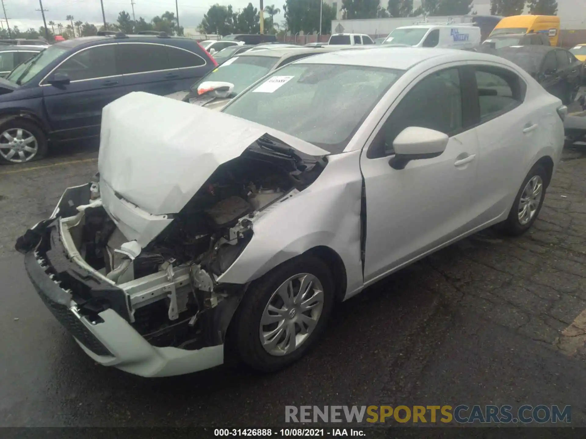 2 Photograph of a damaged car 3MYDLBYV5KY520015 TOYOTA YARIS SEDAN 2019