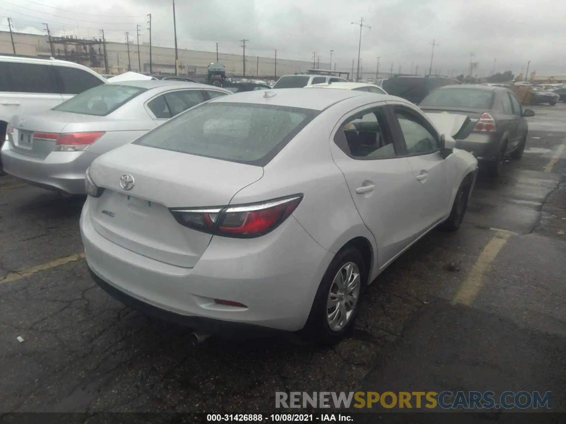 4 Photograph of a damaged car 3MYDLBYV5KY520015 TOYOTA YARIS SEDAN 2019