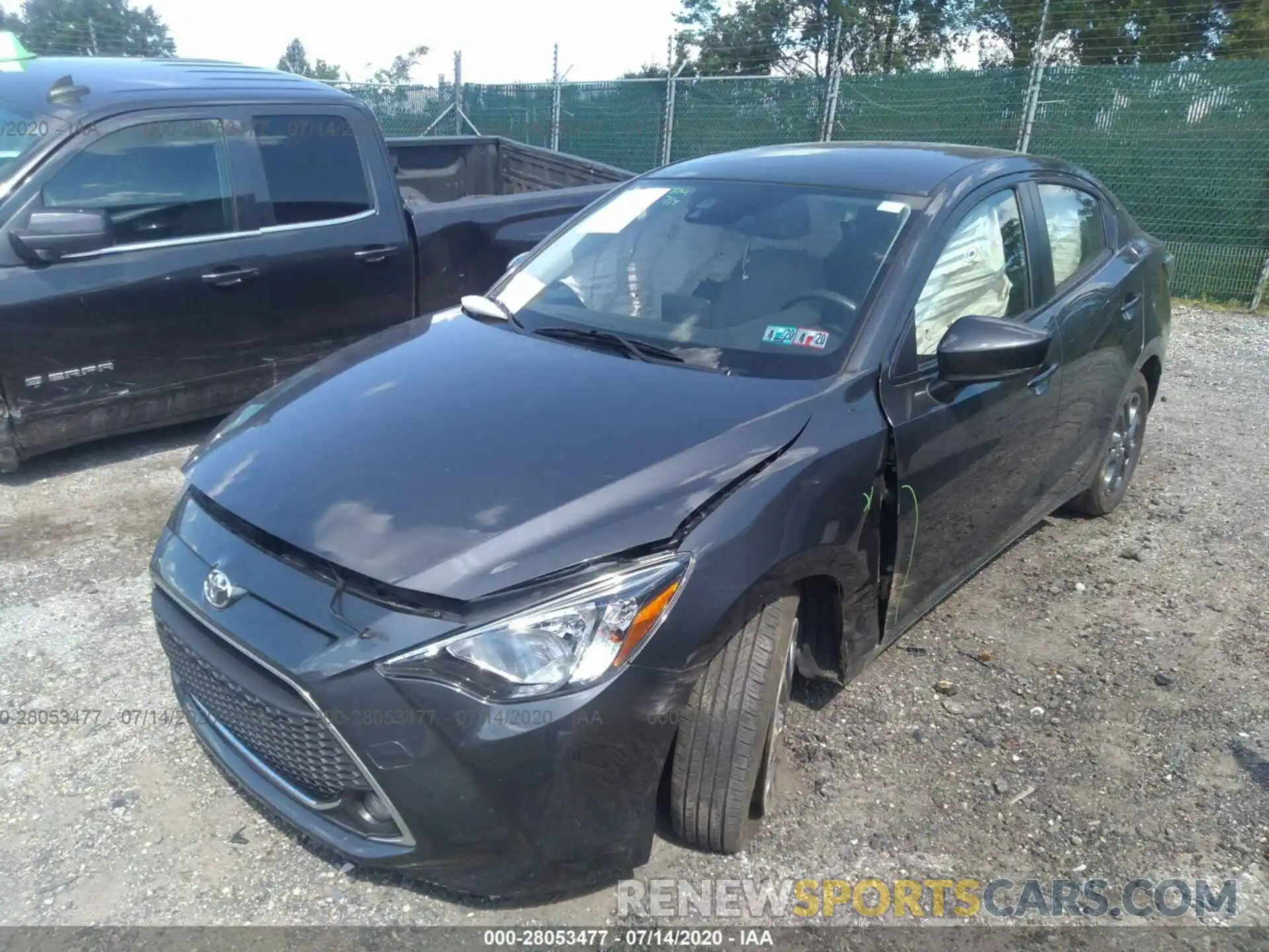 2 Фотография поврежденного автомобиля 3MYDLBYV5KY521200 TOYOTA YARIS SEDAN 2019