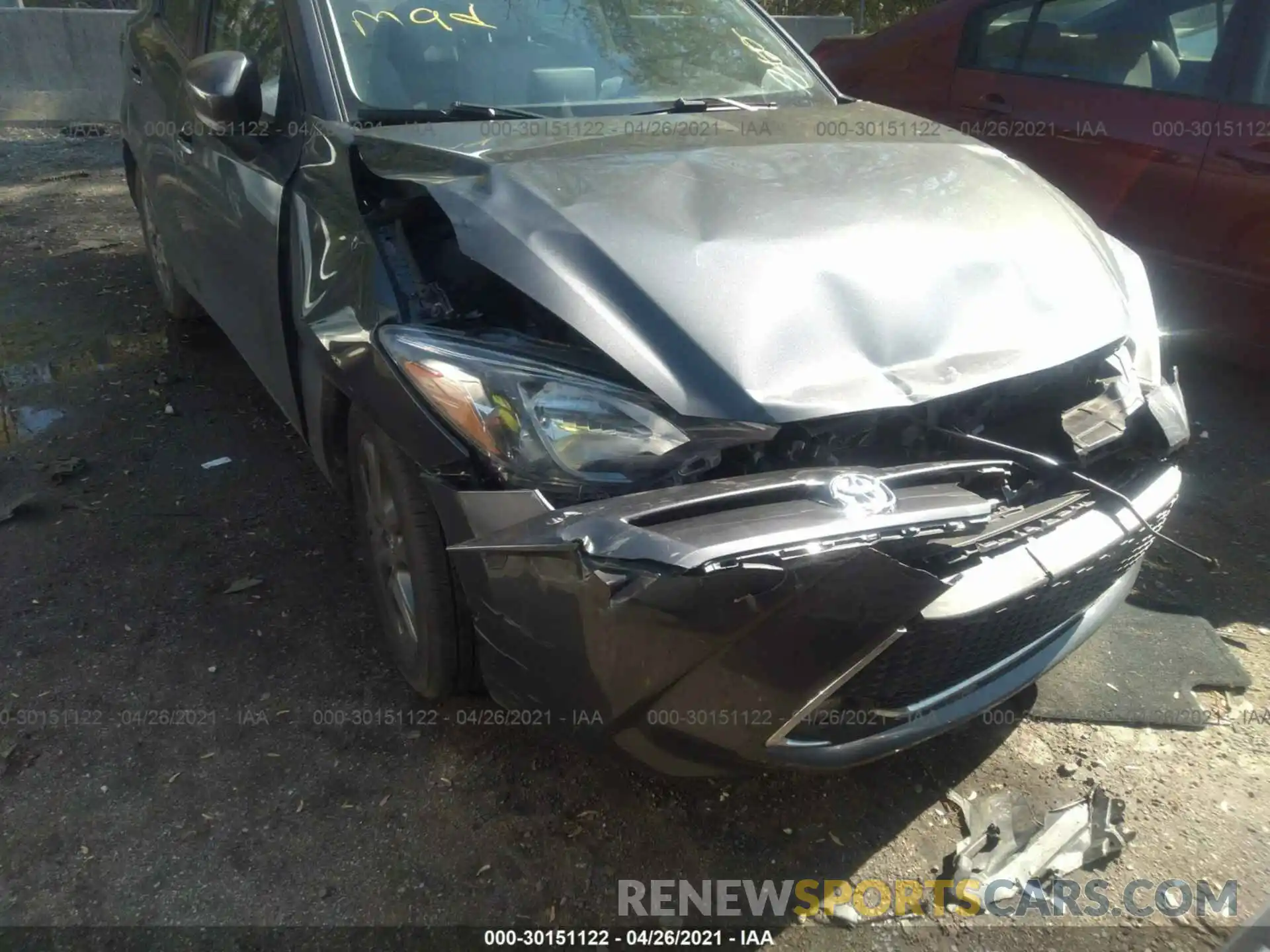 6 Photograph of a damaged car 3MYDLBYV6KY500064 TOYOTA YARIS SEDAN 2019