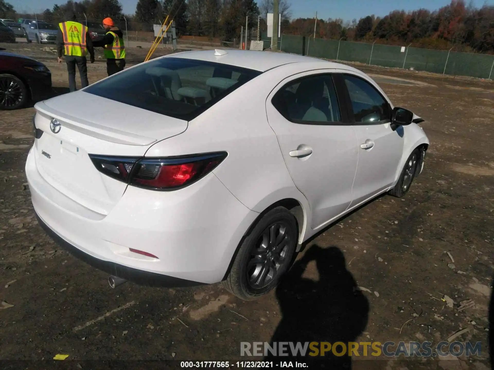 4 Photograph of a damaged car 3MYDLBYV6KY502428 TOYOTA YARIS SEDAN 2019