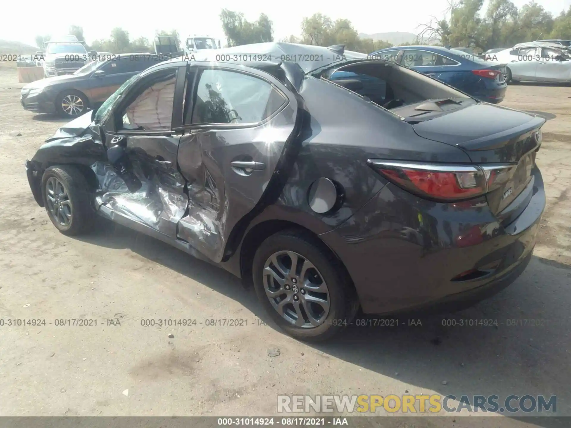 3 Photograph of a damaged car 3MYDLBYV6KY504213 TOYOTA YARIS SEDAN 2019