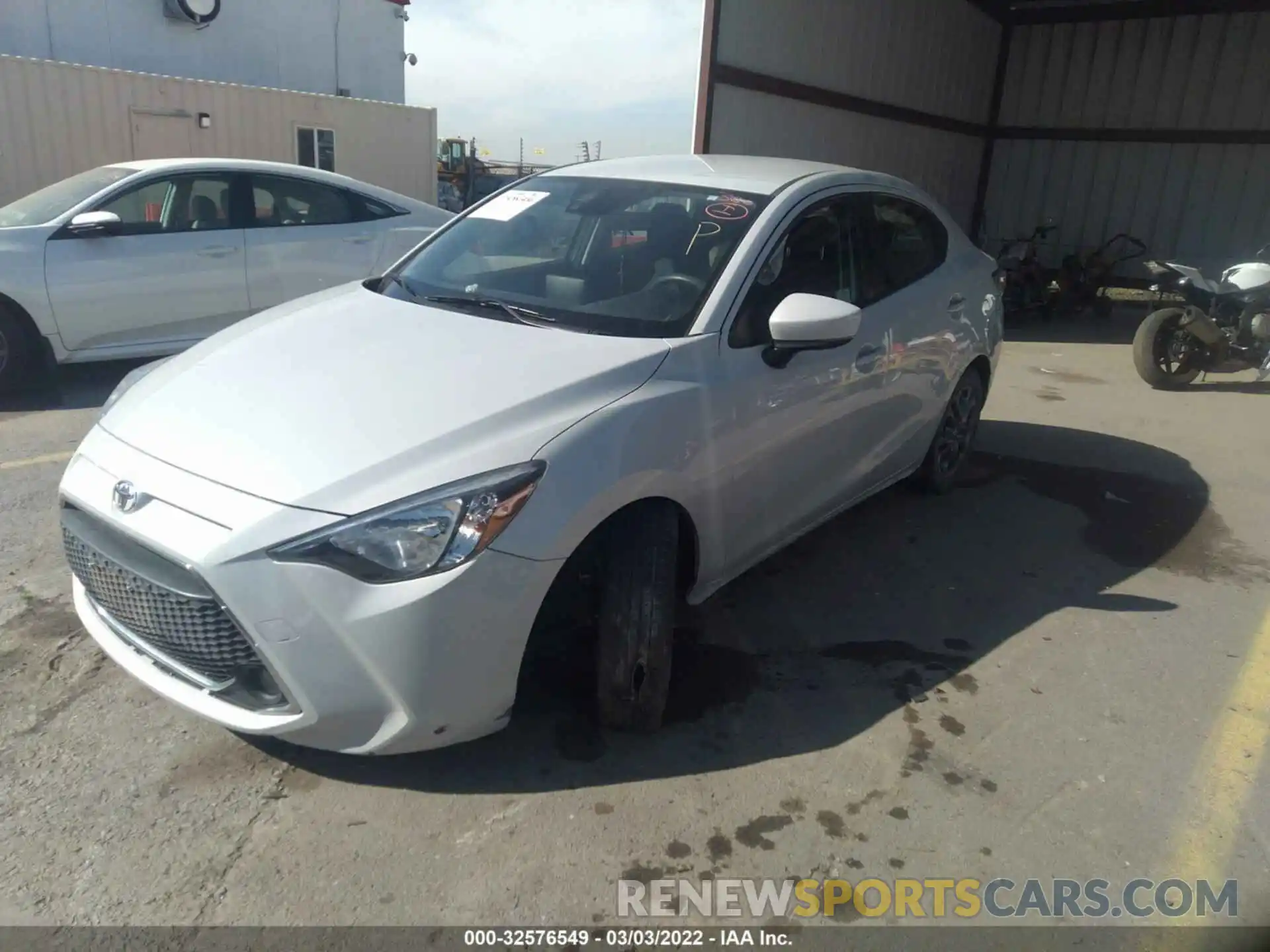 2 Photograph of a damaged car 3MYDLBYV6KY513607 TOYOTA YARIS SEDAN 2019